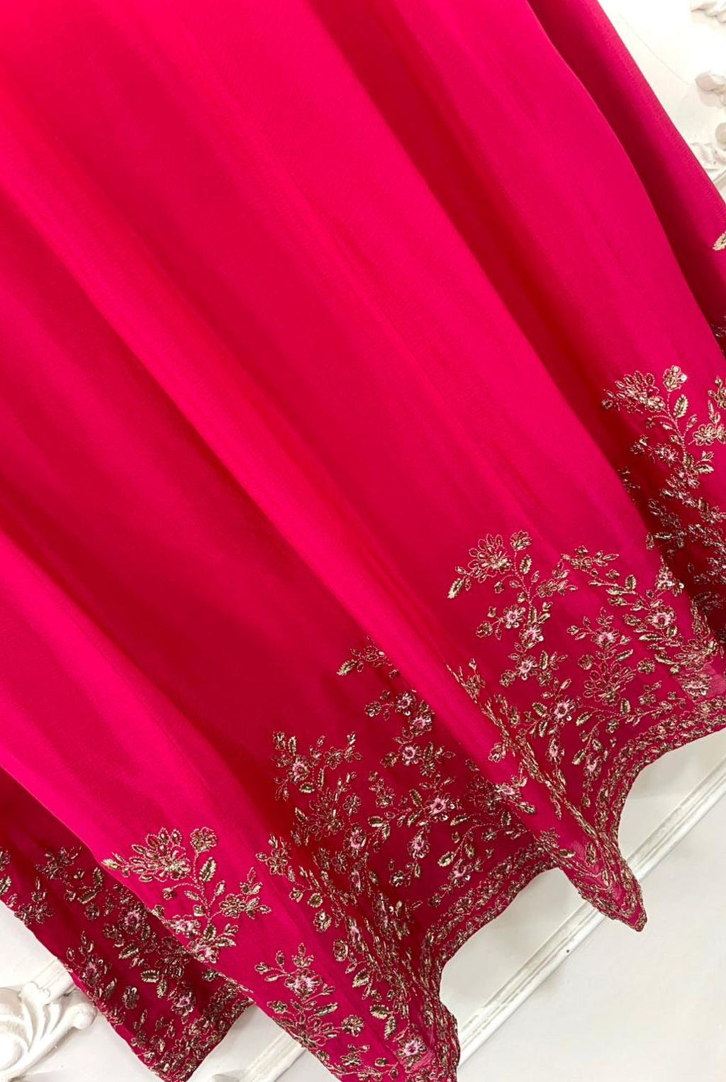 Traditional Luxury Embroidery | 6601