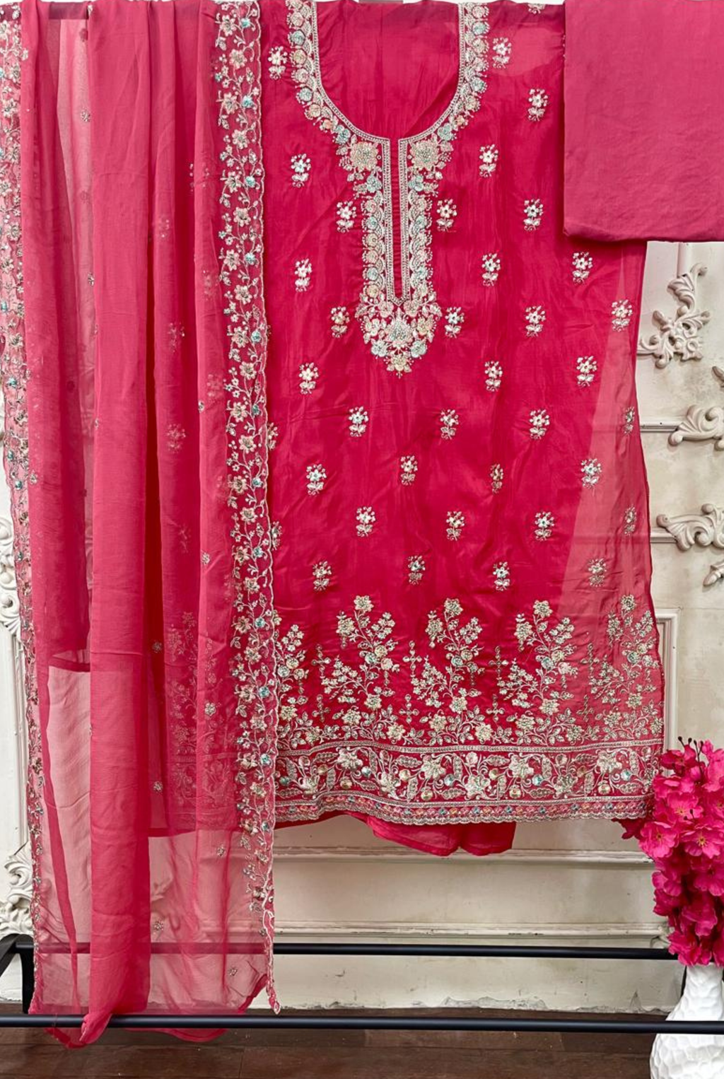 Traditional Charm Embroidered Set | 02