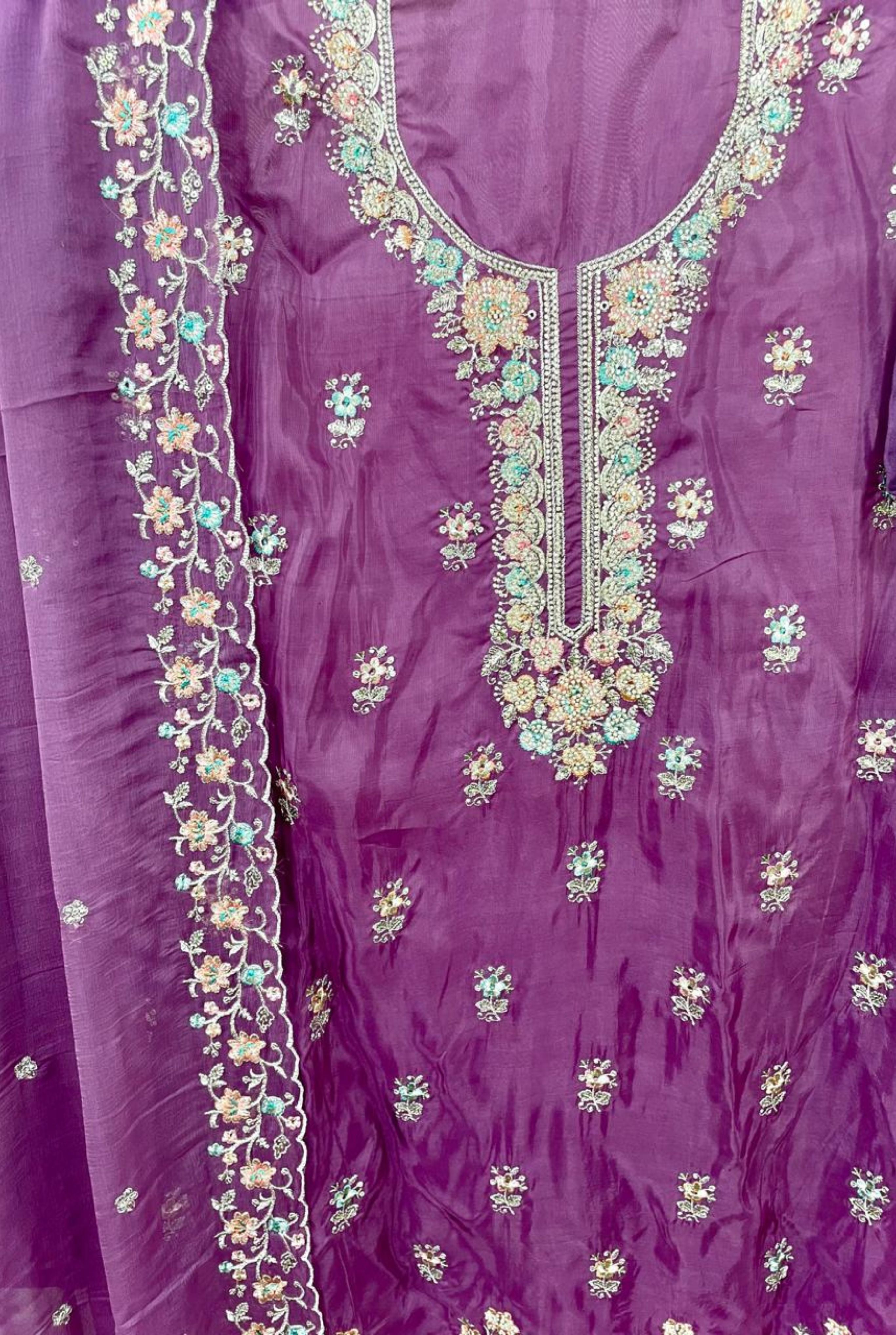 Traditional Charm Embroidered Set | 01