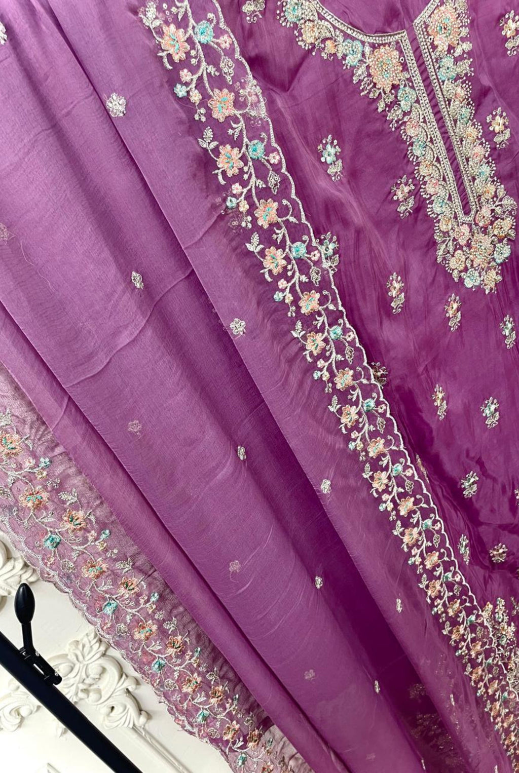 Traditional Charm Embroidered Set | 01