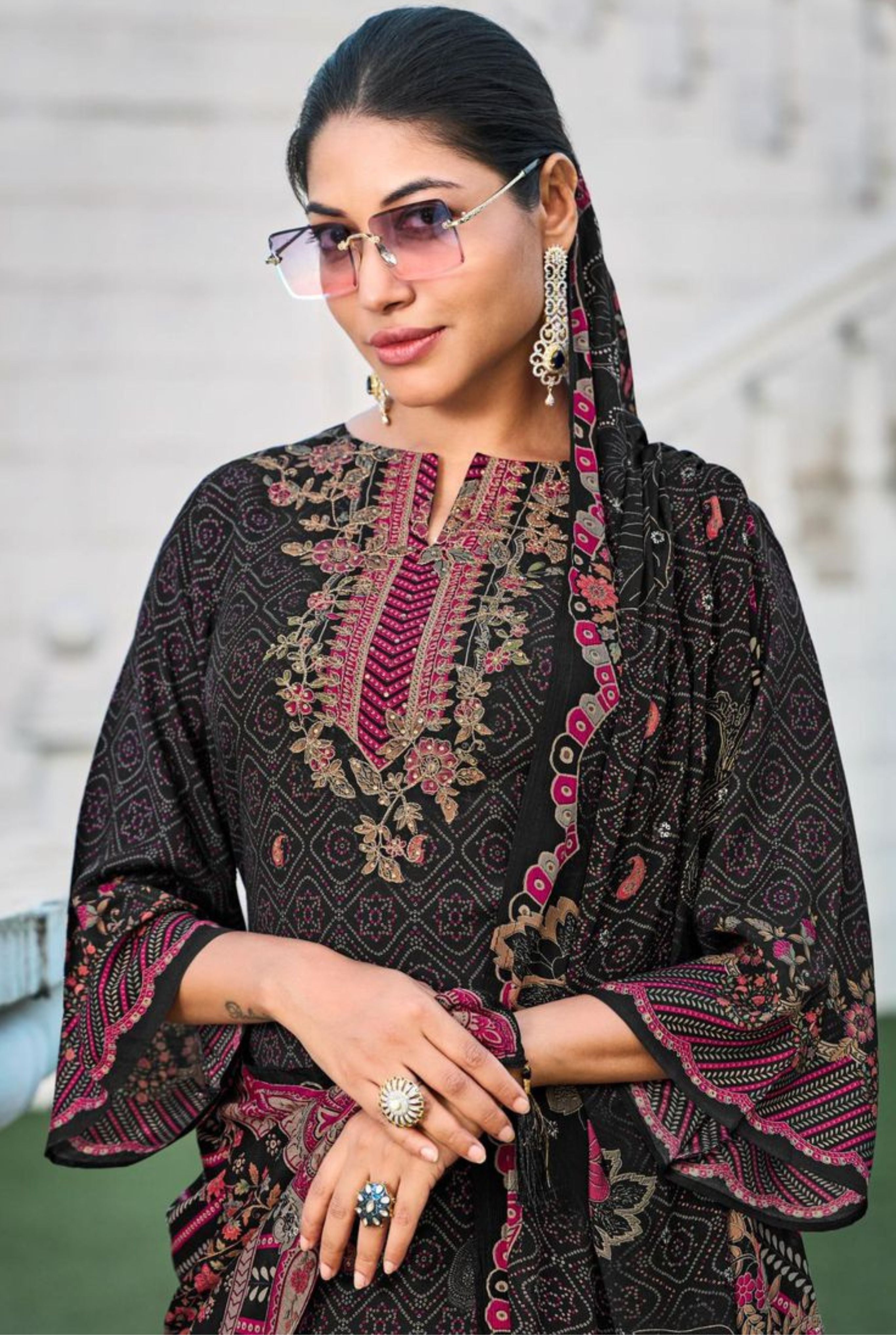 Elegant Traditional Motif Set