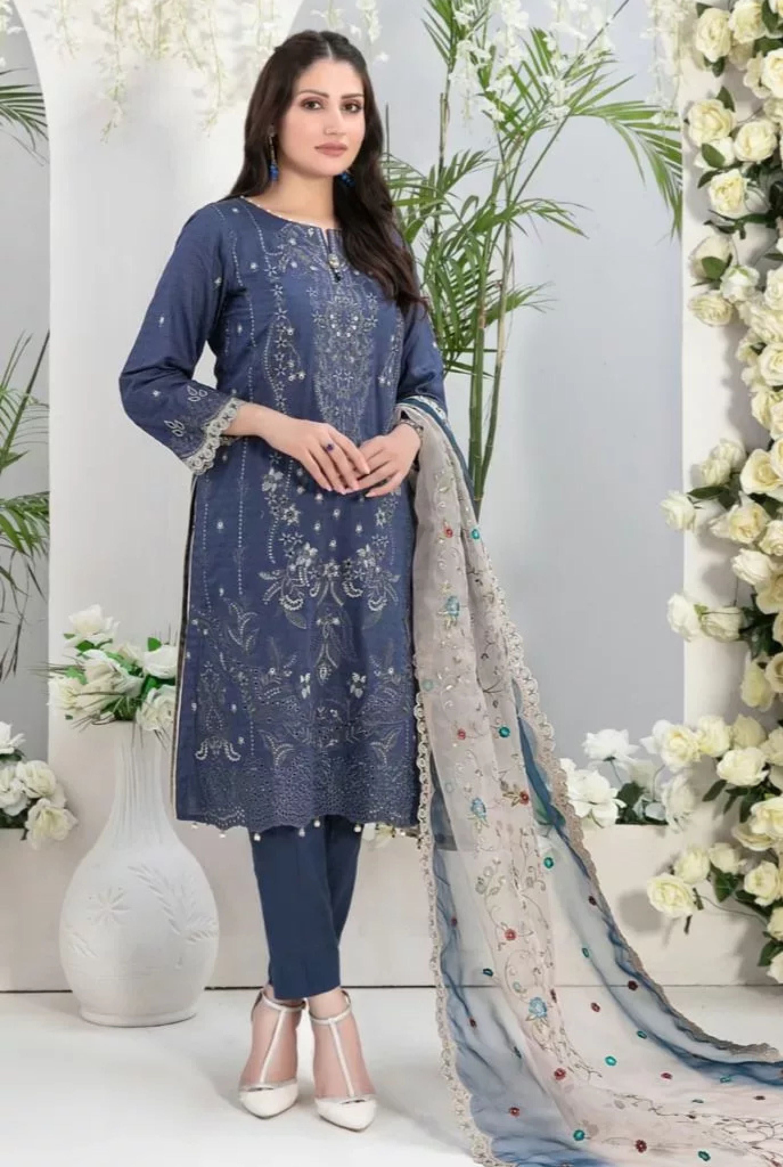 Tawakkal Adina | D-9193