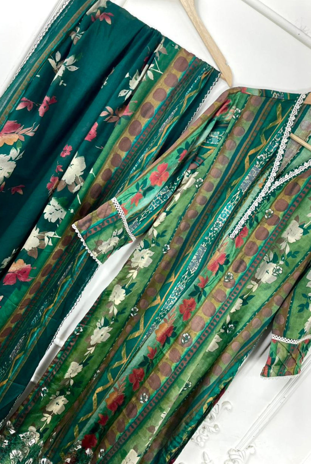 𝗖𝗹𝗮𝘀𝘀𝗶𝗰 𝗘𝗹𝗲𝗴𝗮𝗻𝗰𝗲 𝗘𝗱𝗶𝘁𝗶𝗼𝗻 | 𝟱𝟱𝟮𝟲