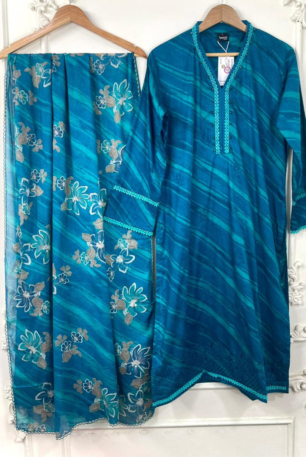 𝗧𝗶𝗺𝗲𝗹𝗲𝘀𝘀 𝗙𝗹𝗼𝗿𝗮𝗹 𝗘𝗻𝘀𝗲𝗺𝗯𝗹𝗲 | 𝟵𝟱𝟬𝟭