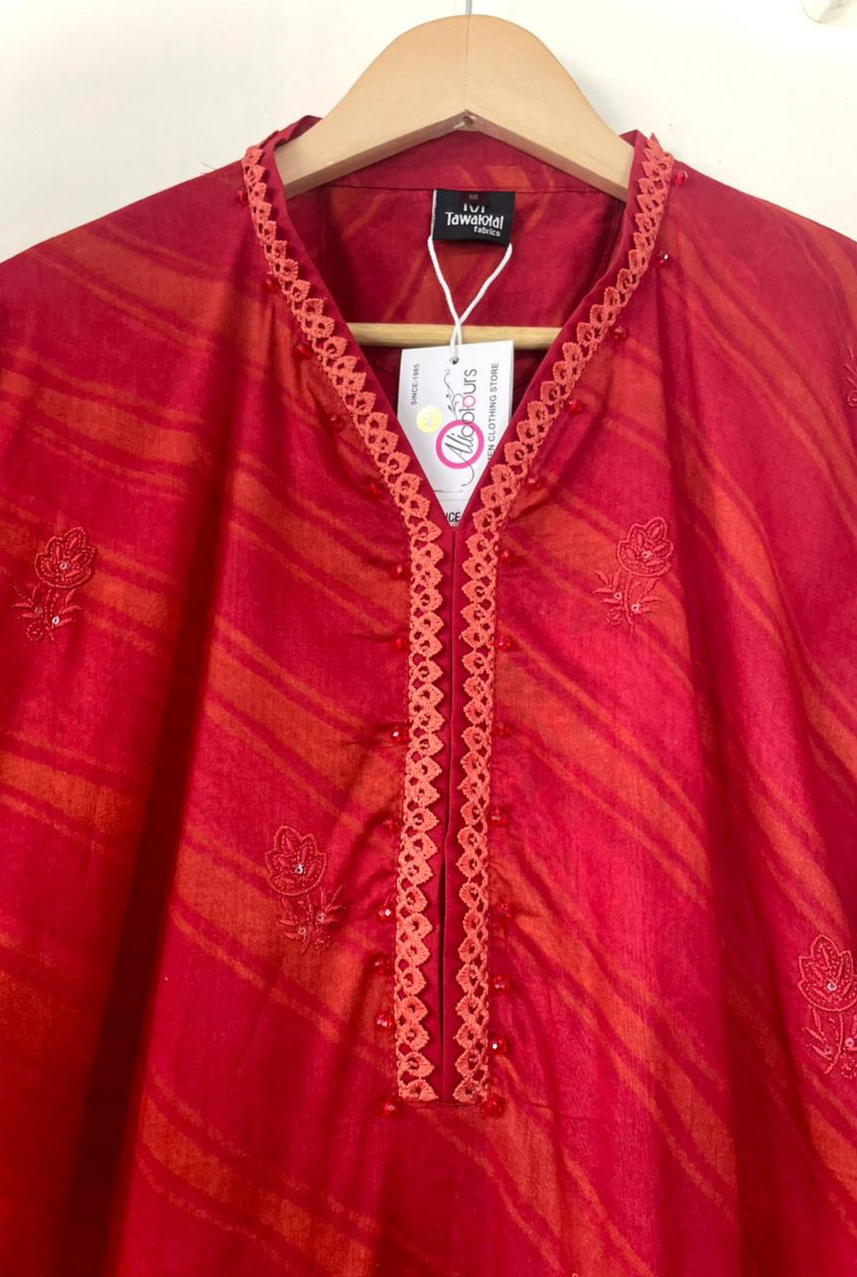 𝗧𝗶𝗺𝗲𝗹𝗲𝘀𝘀 𝗙𝗹𝗼𝗿𝗮𝗹 𝗘𝗻𝘀𝗲𝗺𝗯𝗹𝗲 | 𝟵𝟱𝟬𝟯