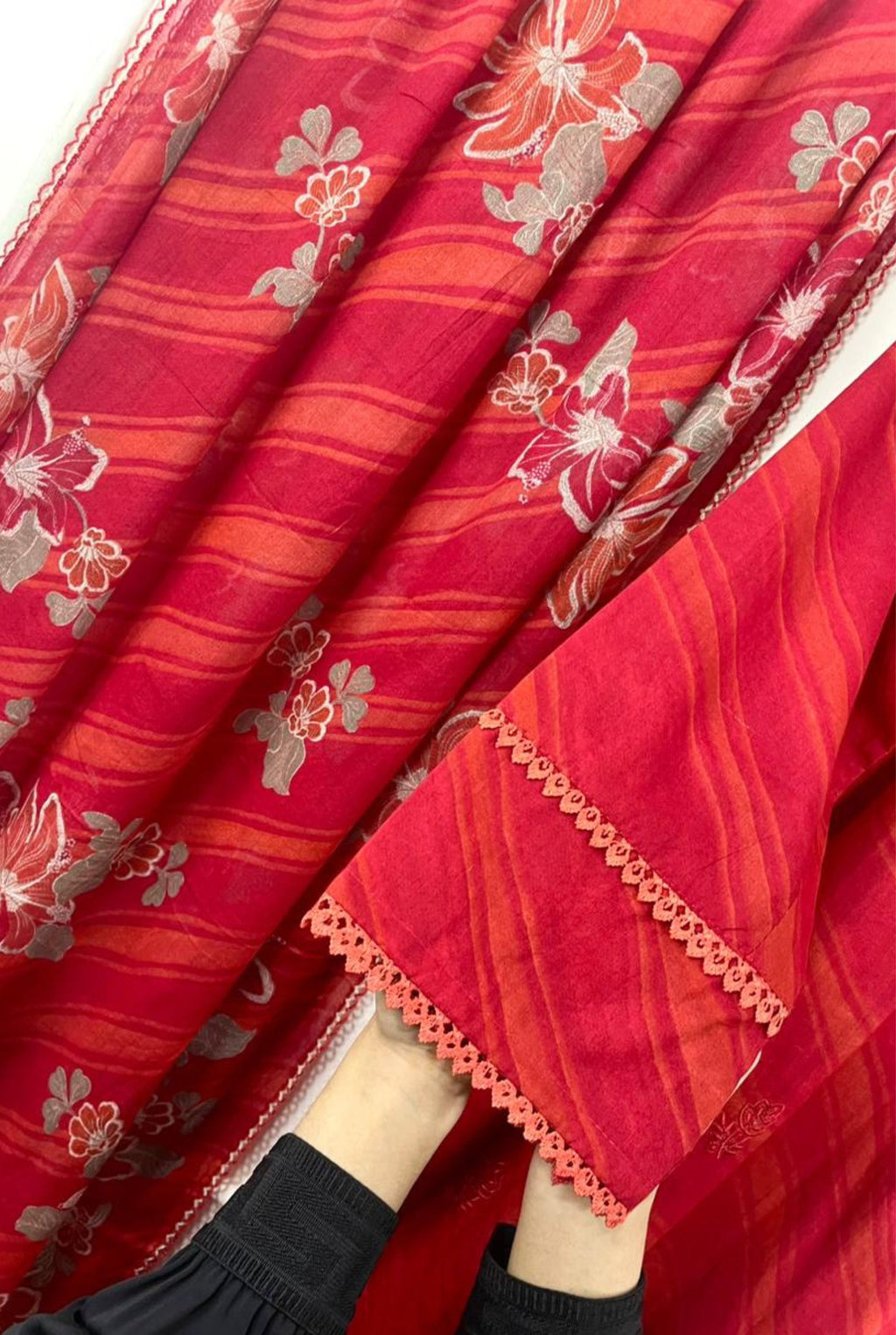 𝗧𝗶𝗺𝗲𝗹𝗲𝘀𝘀 𝗙𝗹𝗼𝗿𝗮𝗹 𝗘𝗻𝘀𝗲𝗺𝗯𝗹𝗲 | 𝟵𝟱𝟬𝟯