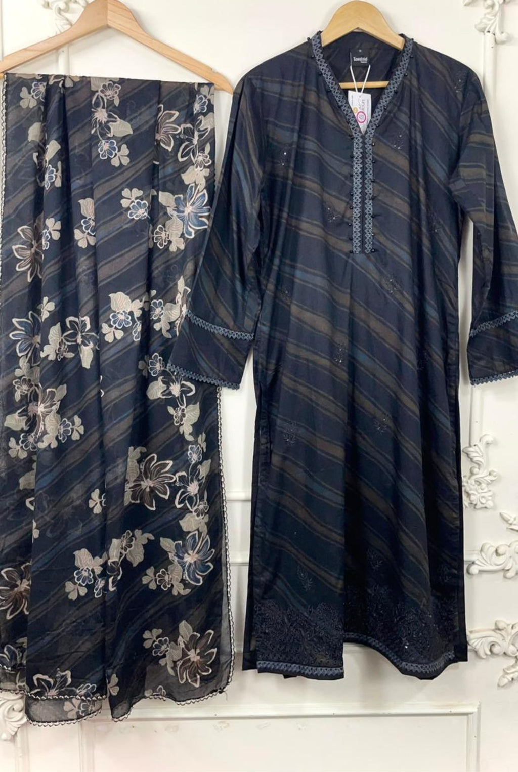 𝗧𝗶𝗺𝗲𝗹𝗲𝘀𝘀 𝗙𝗹𝗼𝗿𝗮𝗹 𝗘𝗻𝘀𝗲𝗺𝗯𝗹𝗲 | 𝟵𝟱𝟬𝟮