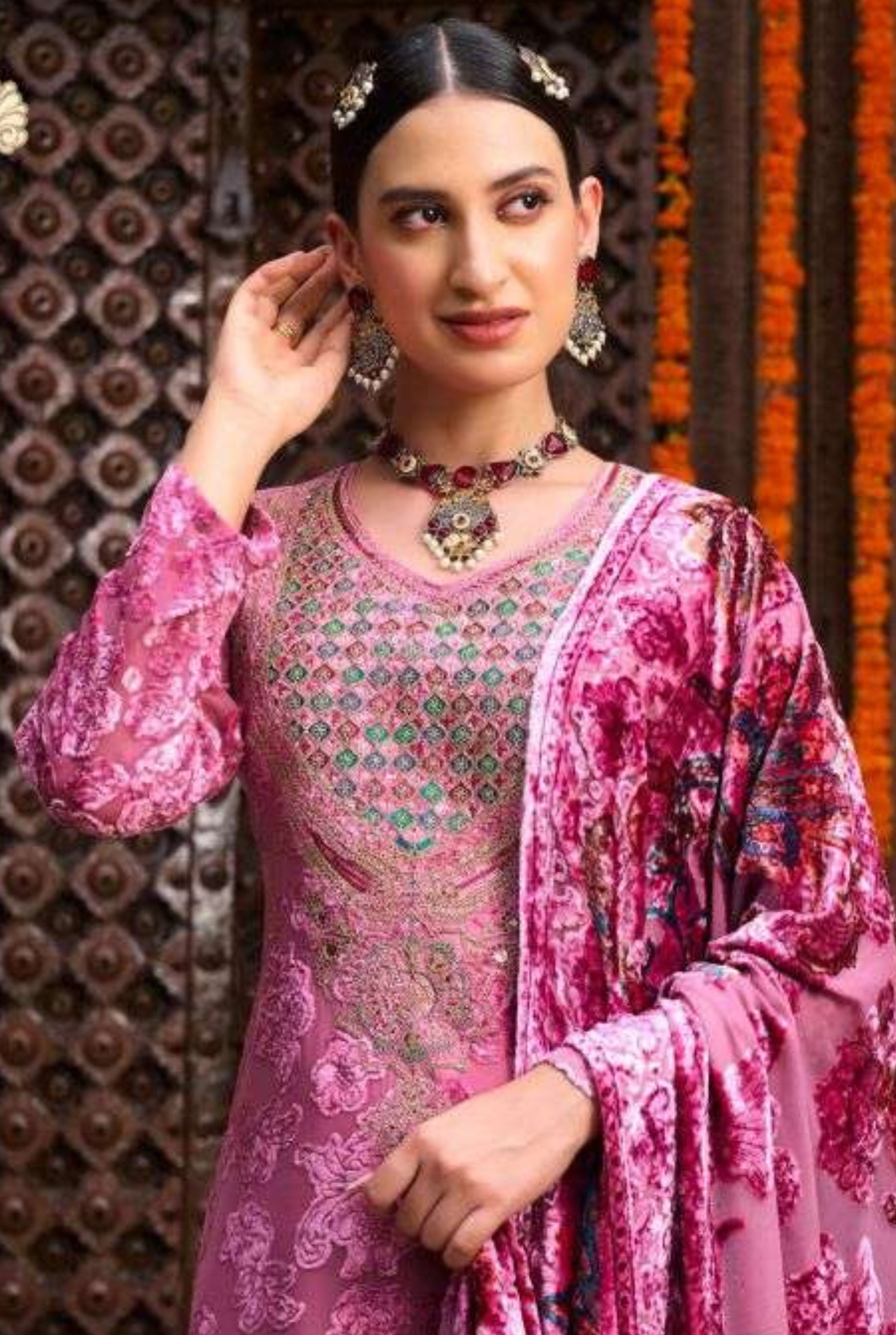 𝗩𝗲𝗹𝘃𝗲𝘁 𝗧𝗿𝗮𝗱𝗶𝘁𝗶𝗼𝗻𝗮𝗹 𝗦𝗲𝘁 | 𝟮𝟮𝟬𝟮