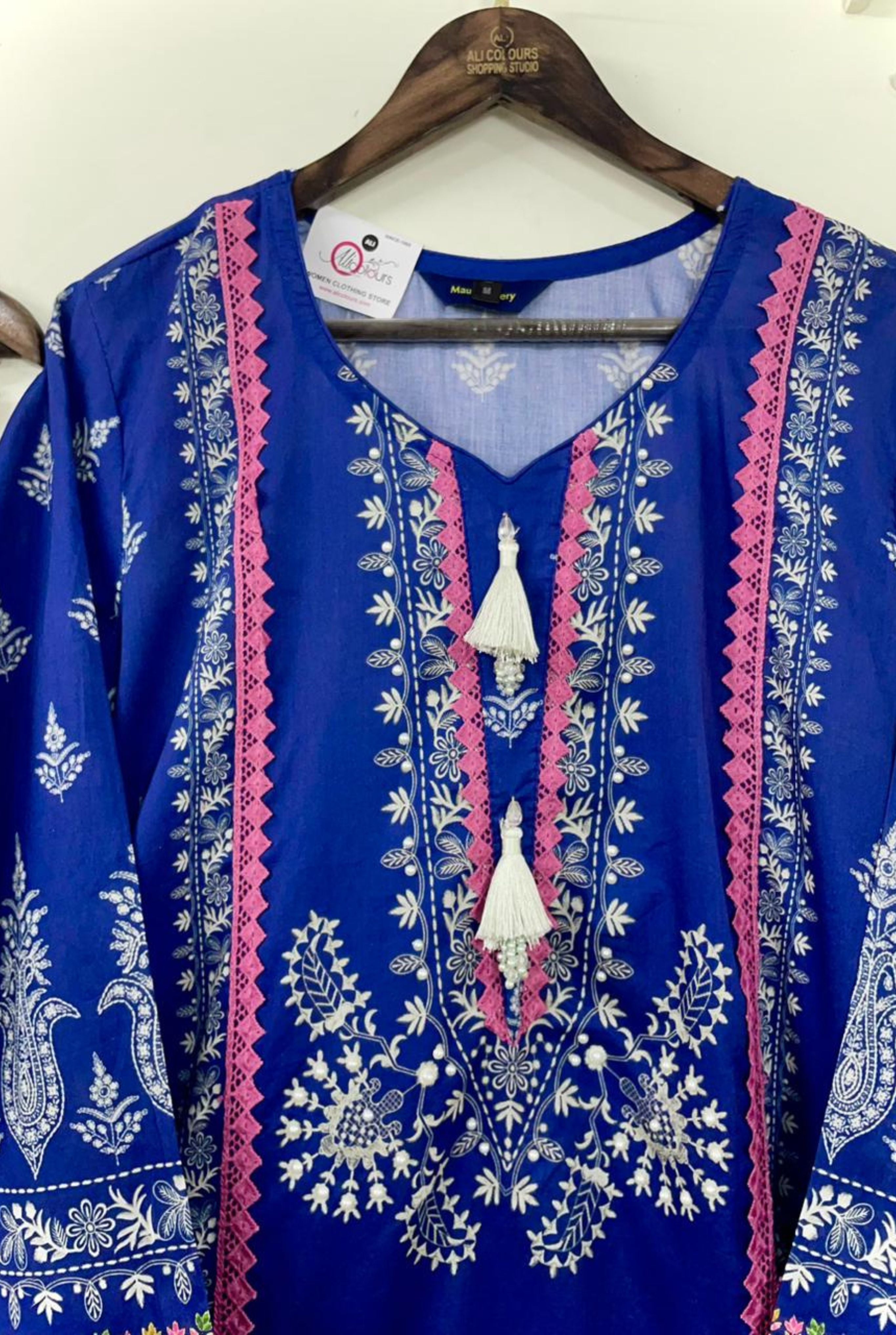 𝗖𝗹𝗮𝘀𝘀𝗶𝗰 𝗙𝗹𝗼𝗿𝗮𝗹 𝗘𝗱𝗶𝘁𝗶𝗼𝗻 | 𝟭𝟮𝟬𝟭