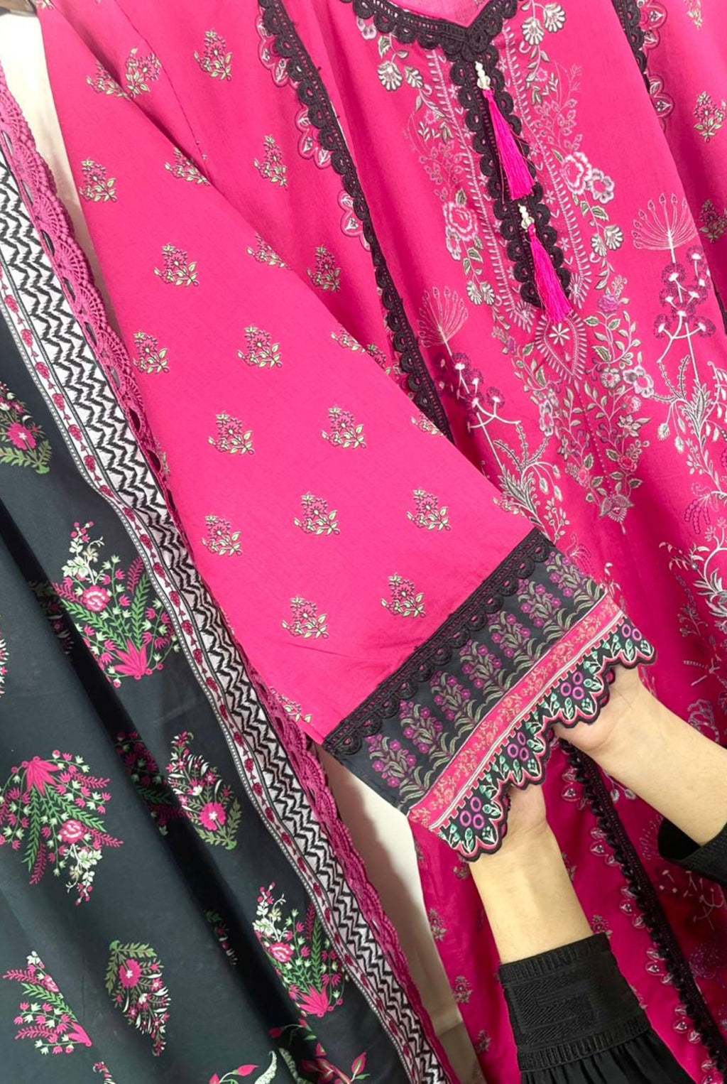 𝗖𝗹𝗮𝘀𝘀𝗶𝗰 𝗙𝗹𝗼𝗿𝗮𝗹 𝗘𝗱𝗶𝘁𝗶𝗼𝗻 | 𝟭𝟮𝟬𝟳