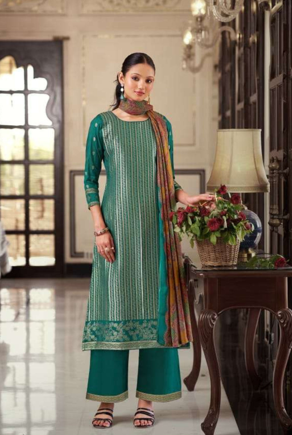 Classic Royal Perfection | 2714-B