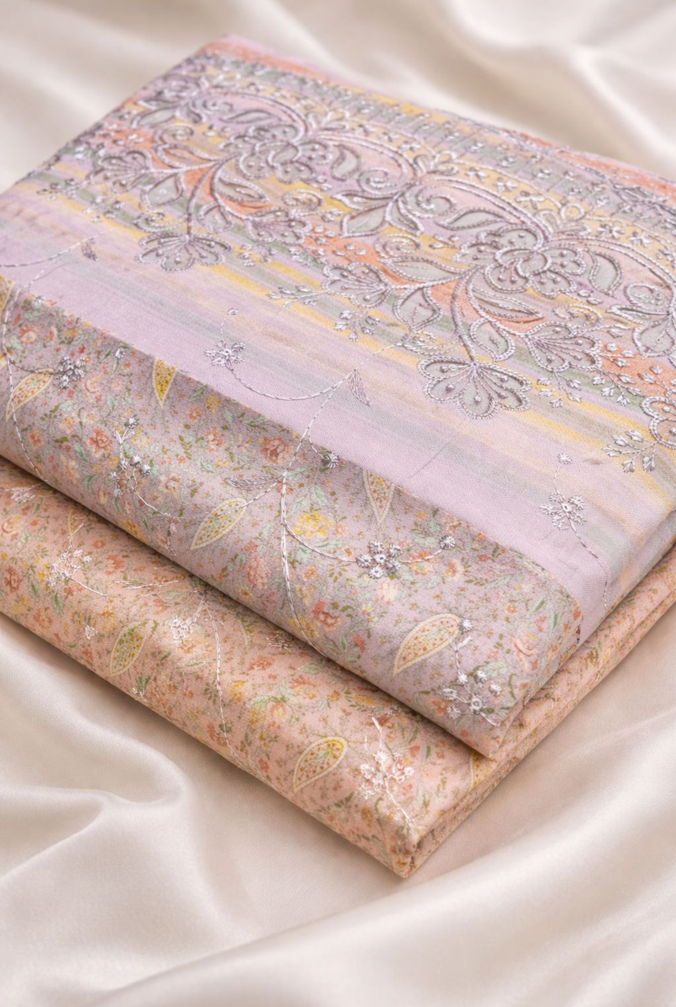 Delicate Cotton Ensemble | 2501