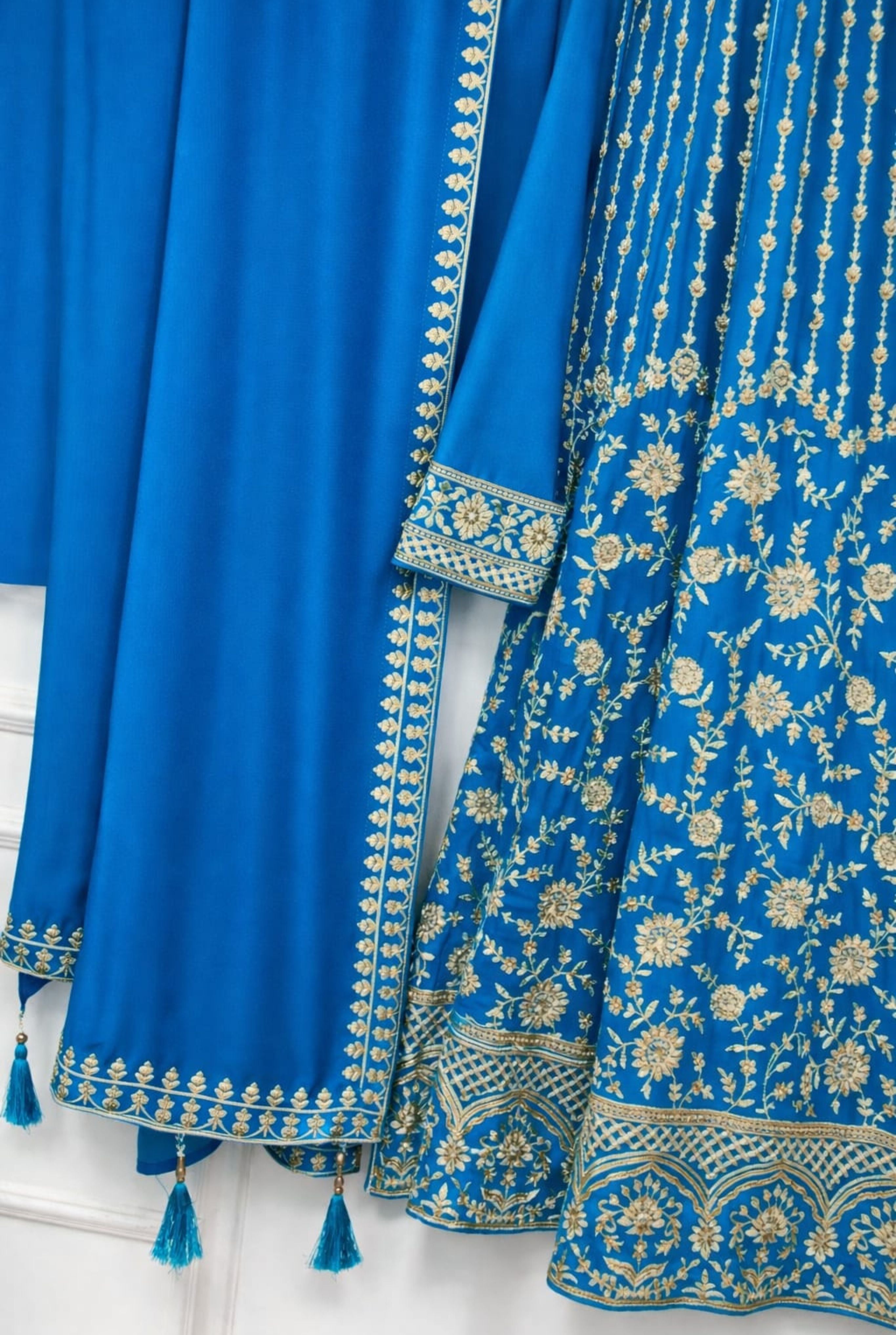 Exclusive Premium Elegance | 2001