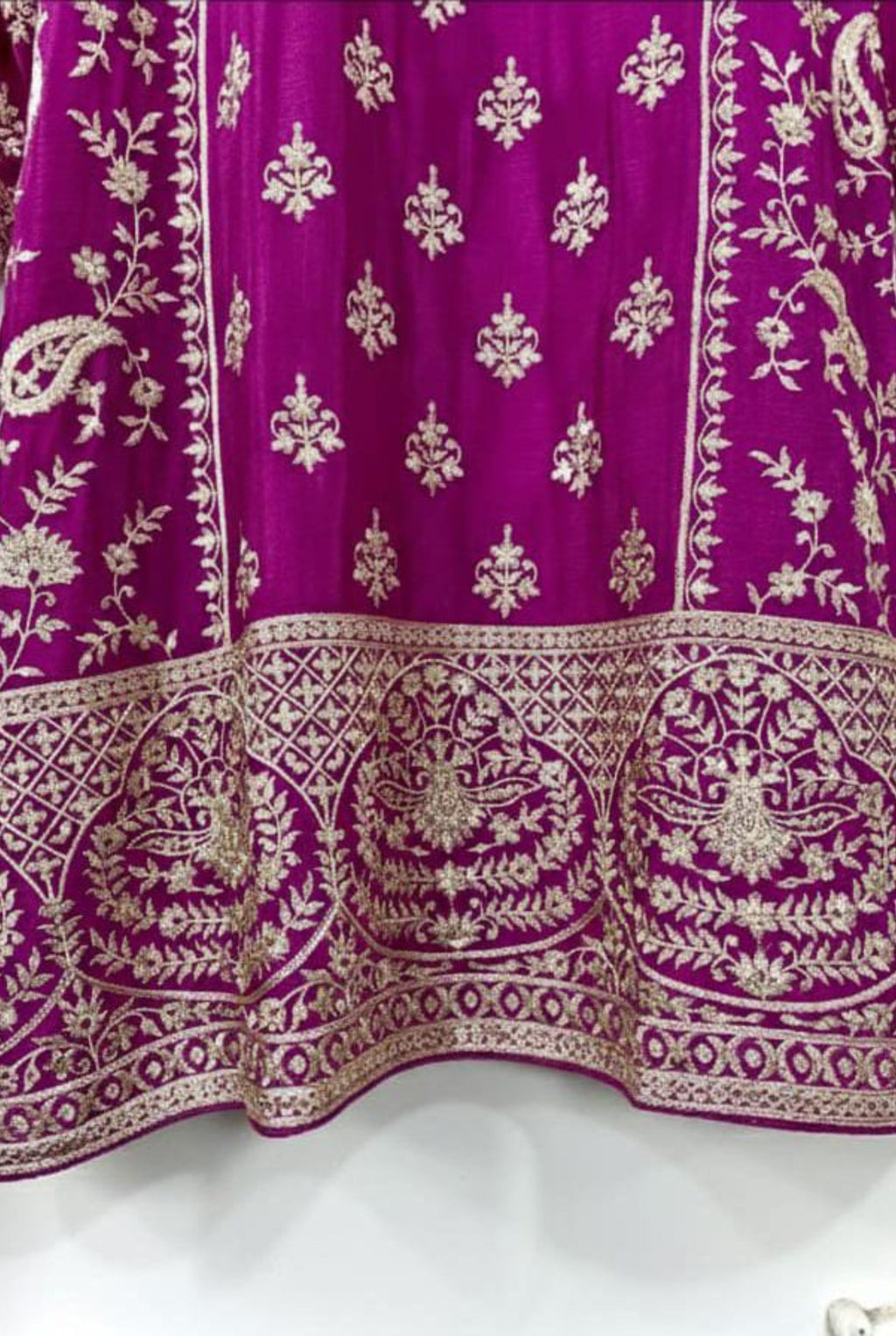 Luxury Chinon Edition | 1801