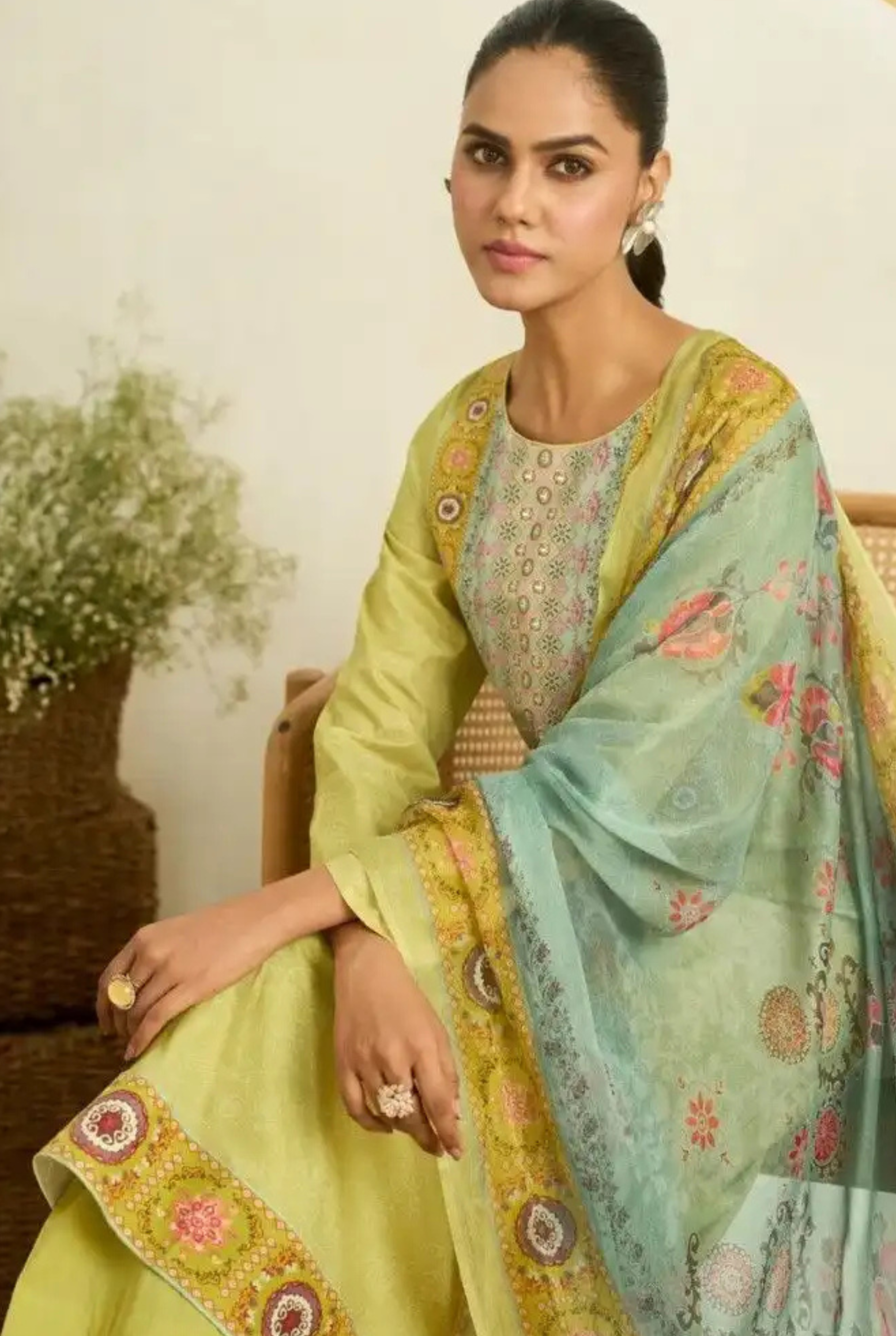 Raabta | 11470 - 11475