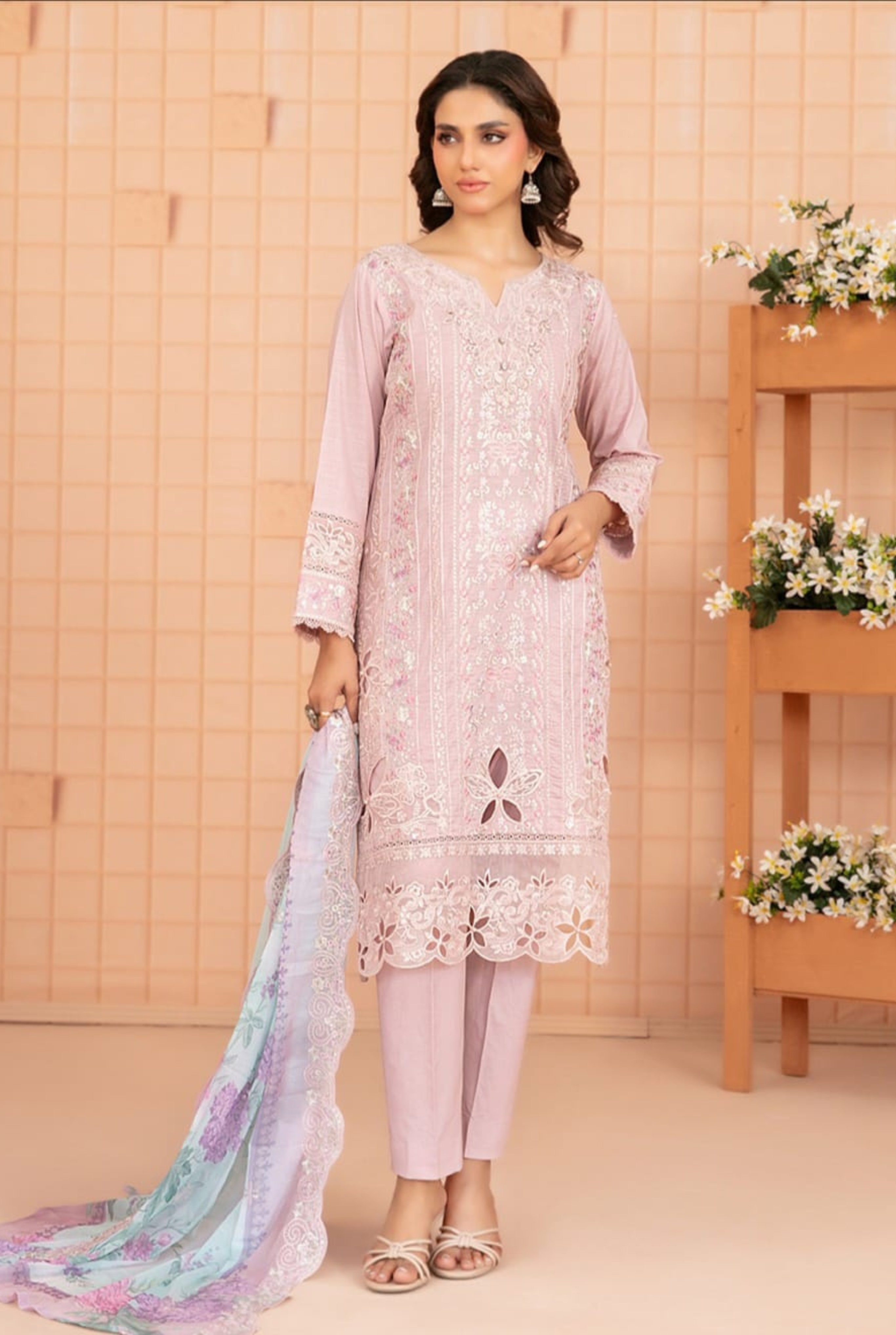 𝗘𝗺𝗯𝗿𝗼𝗶𝗱𝗲𝗿𝗲𝗱 𝗟𝗮𝘄𝗻 𝗣𝗲𝗿𝗳𝗲𝗰𝘁𝗶𝗼𝗻 𝗗-𝟮𝟬𝟰𝟴