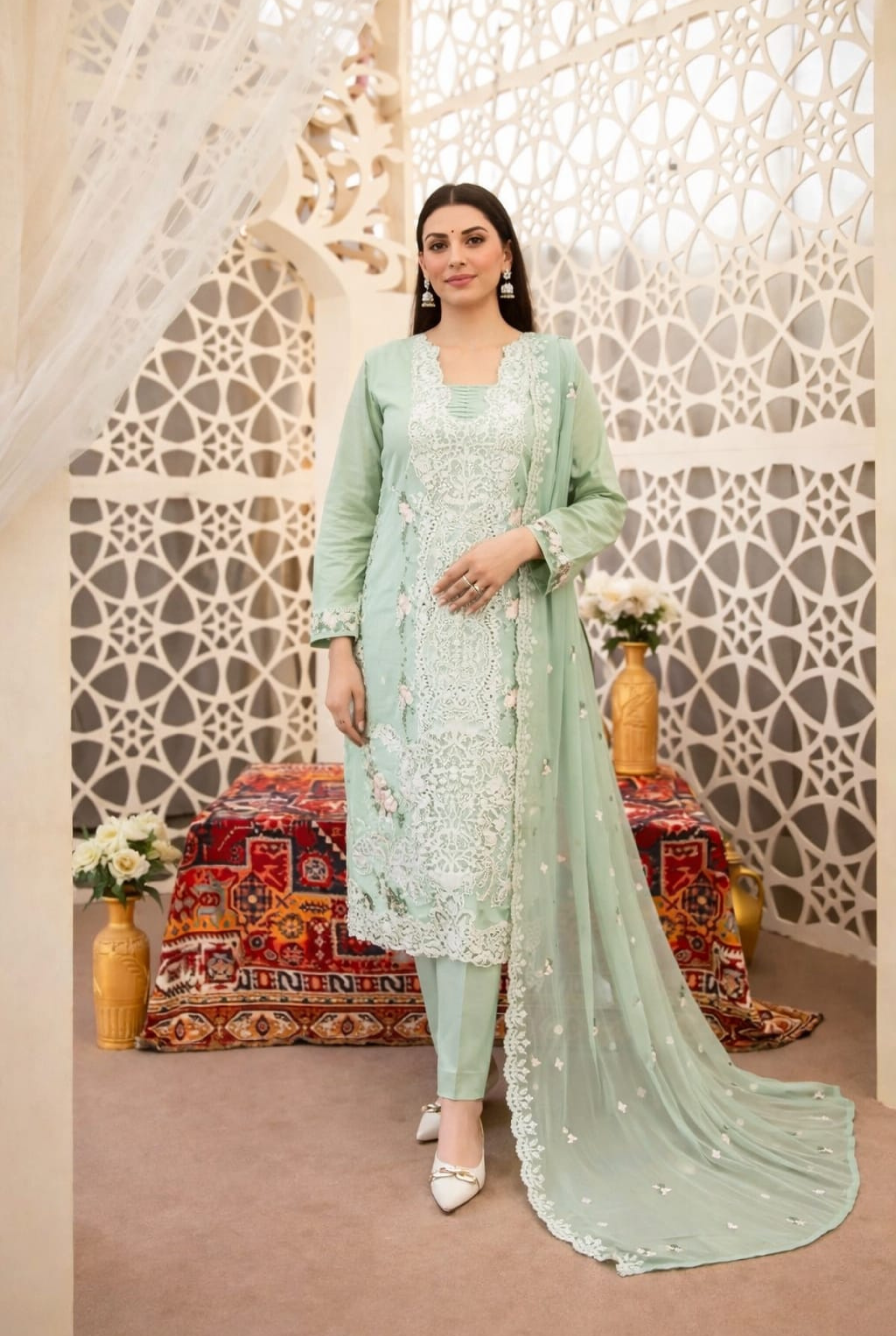 𝗘𝗺𝗯𝗿𝗼𝗶𝗱𝗲𝗿𝗲𝗱 𝗟𝗮𝘄𝗻 𝗣𝗲𝗿𝗳𝗲𝗰𝘁𝗶𝗼𝗻 𝗗-1832