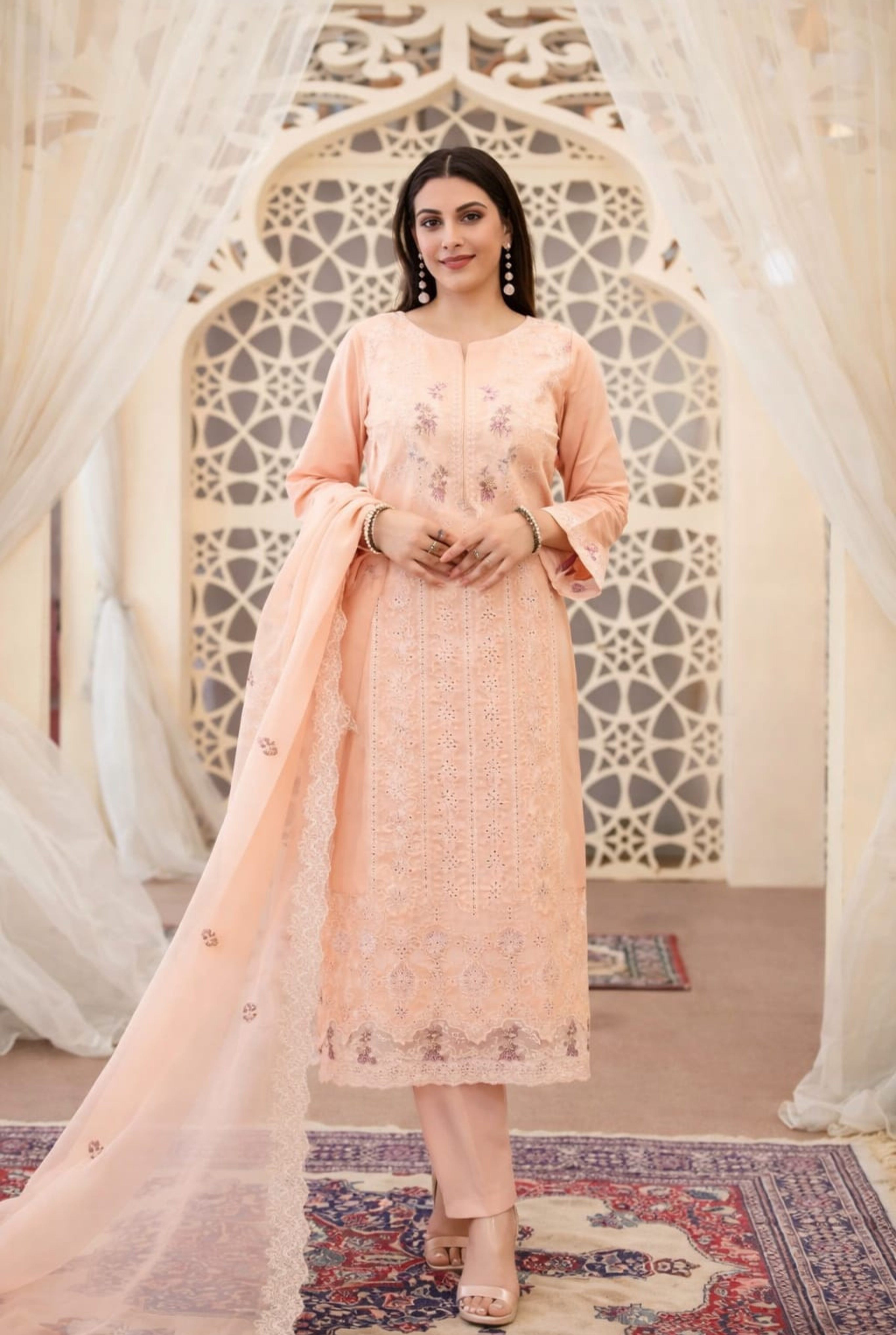 𝗘𝗺𝗯𝗿𝗼𝗶𝗱𝗲𝗿𝗲𝗱 𝗟𝗮𝘄𝗻 𝗣𝗲𝗿𝗳𝗲𝗰𝘁𝗶𝗼𝗻 𝗗-1832