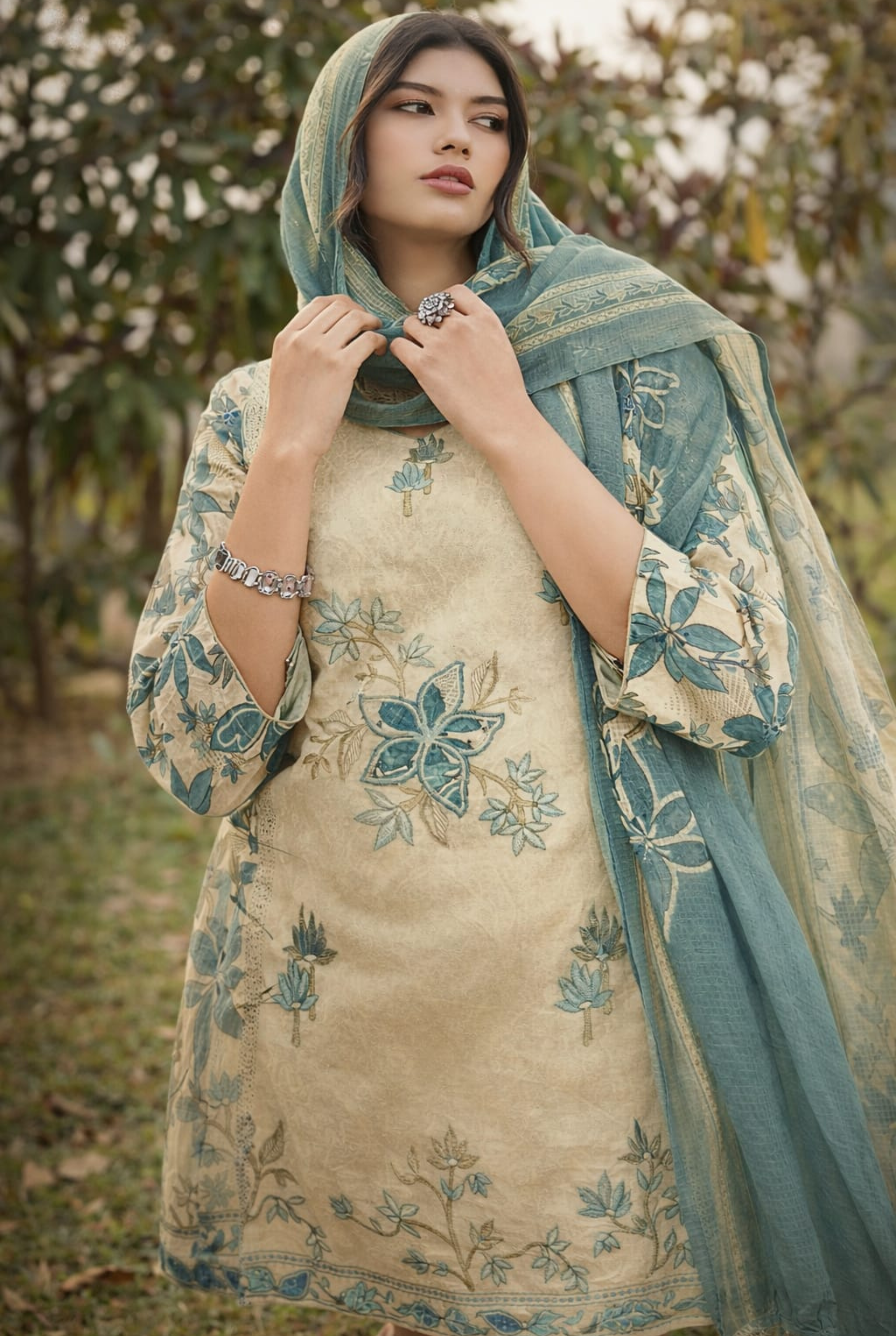 Summer Petals | 73368 - 73371