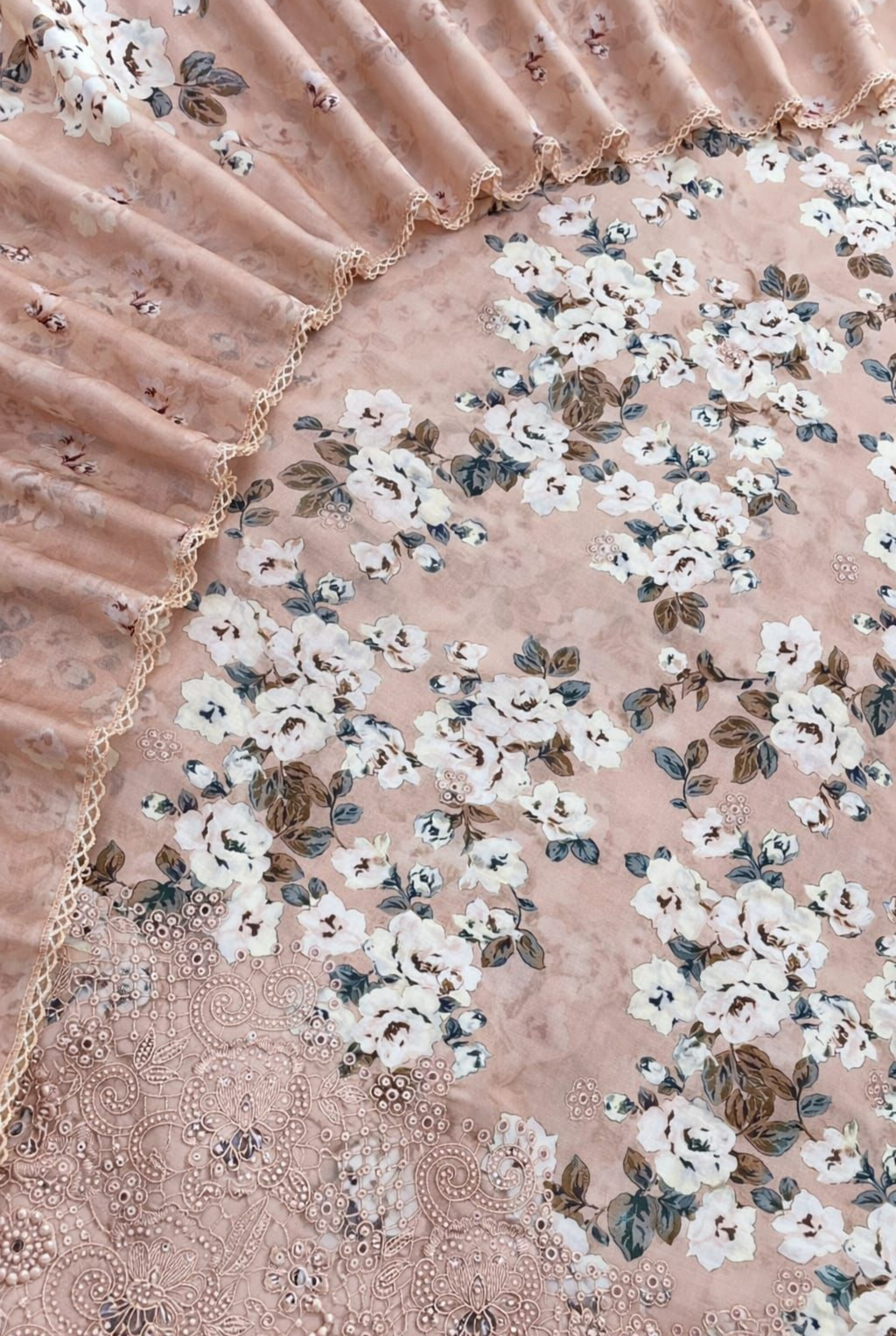 Elegant Floral Embroidered Suit | 6603