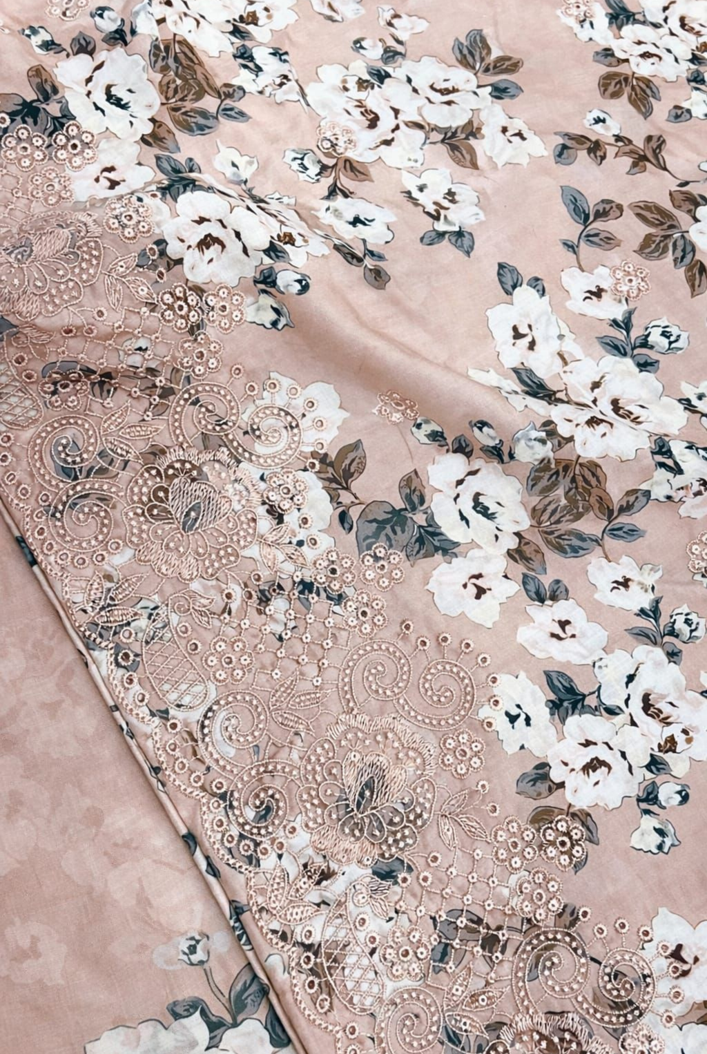 Elegant Floral Embroidered Suit | 6603