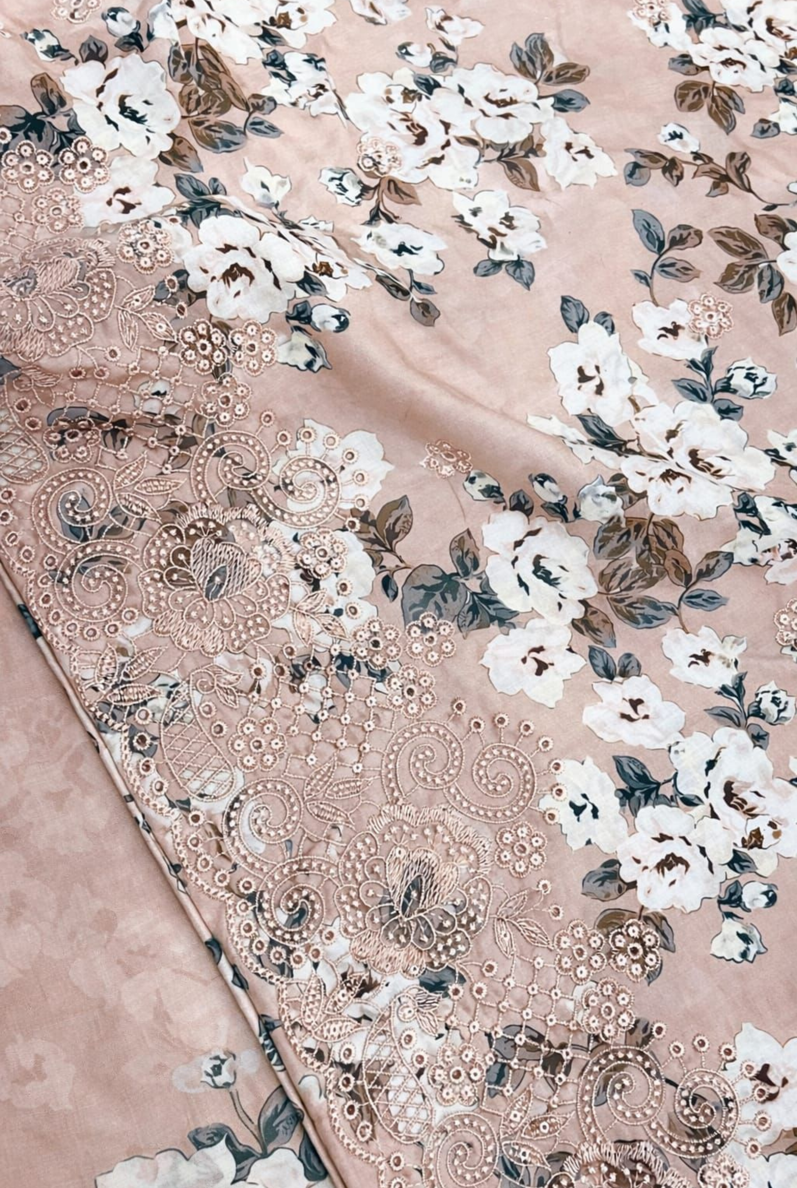 Elegant Floral Embroidered Suit | 6603