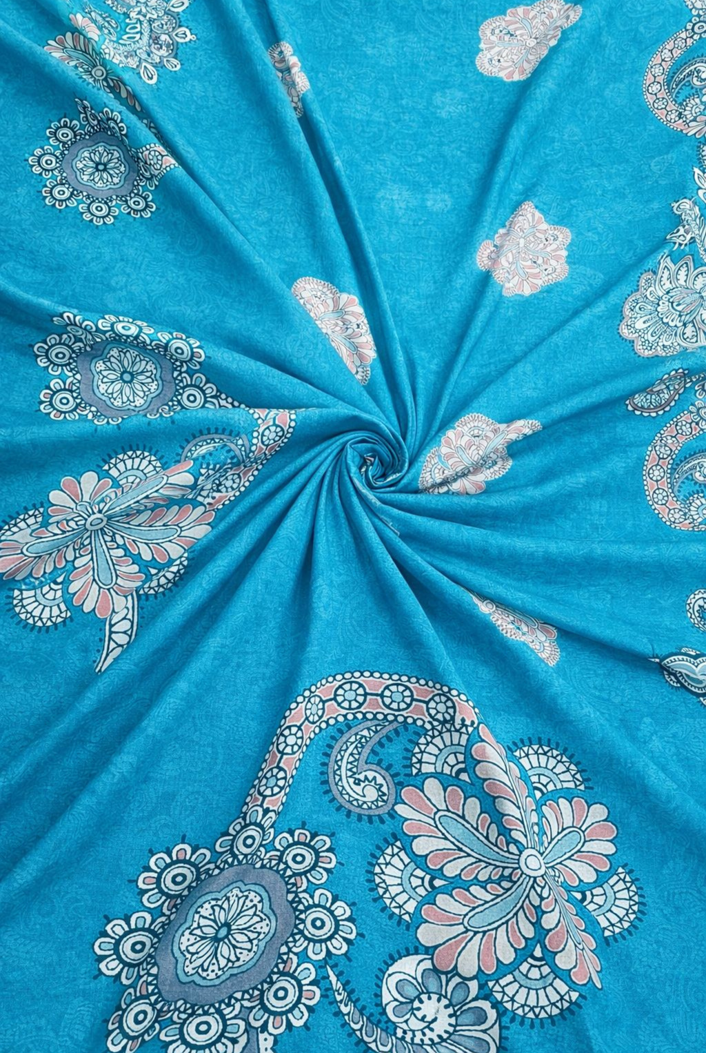 Elegant Floral Embroidered Suit | 6602