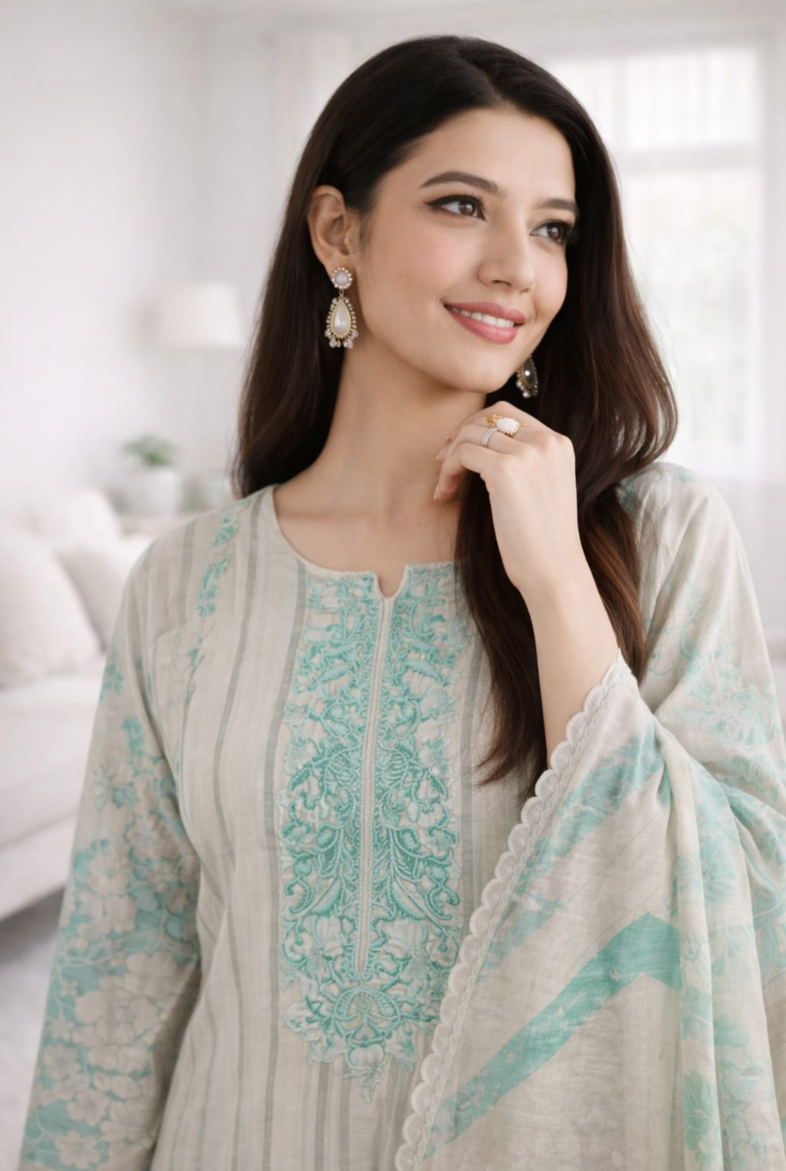 VOUGE-11 | 11001 - 11004