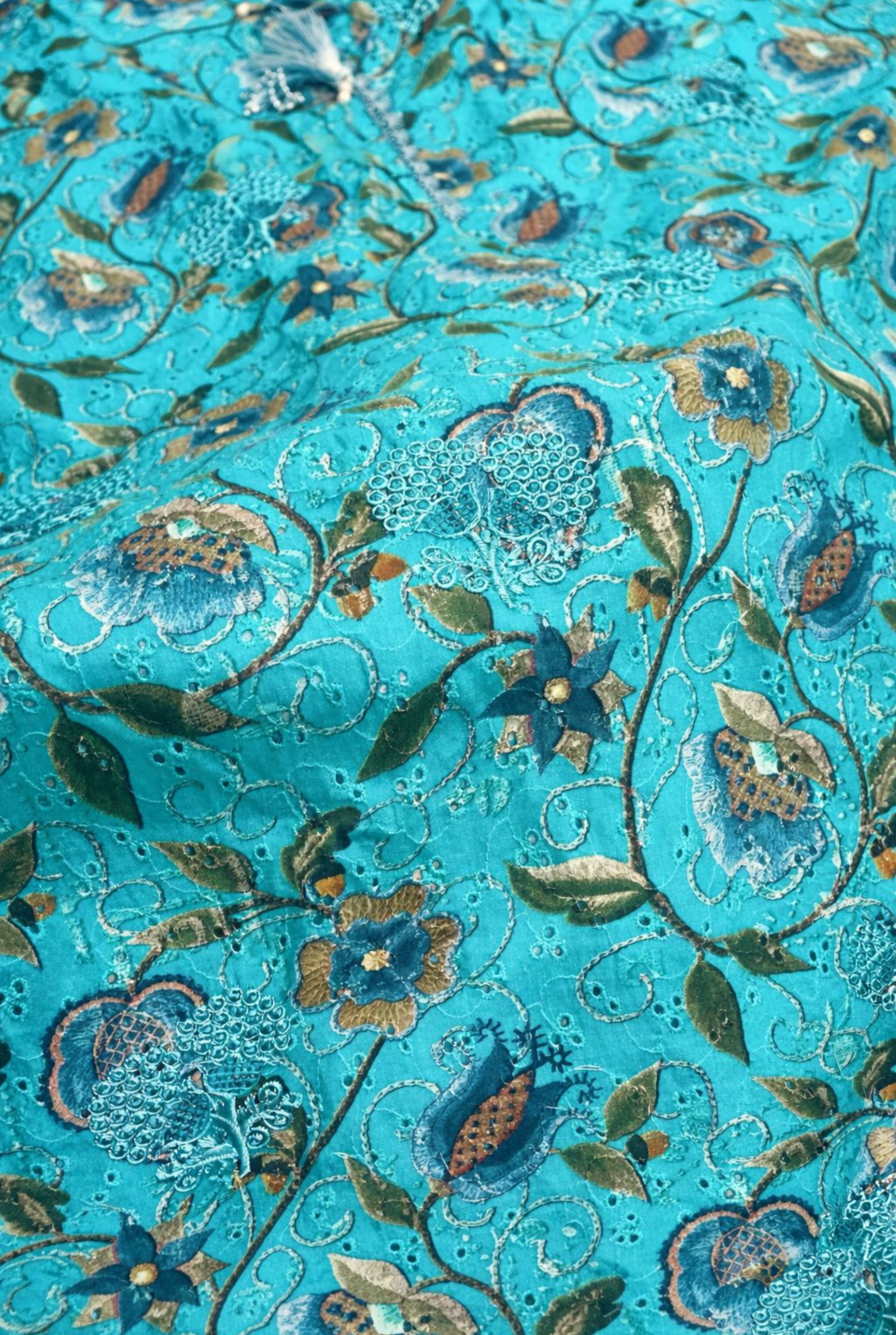Aqua Flora Chikankari Premium Set