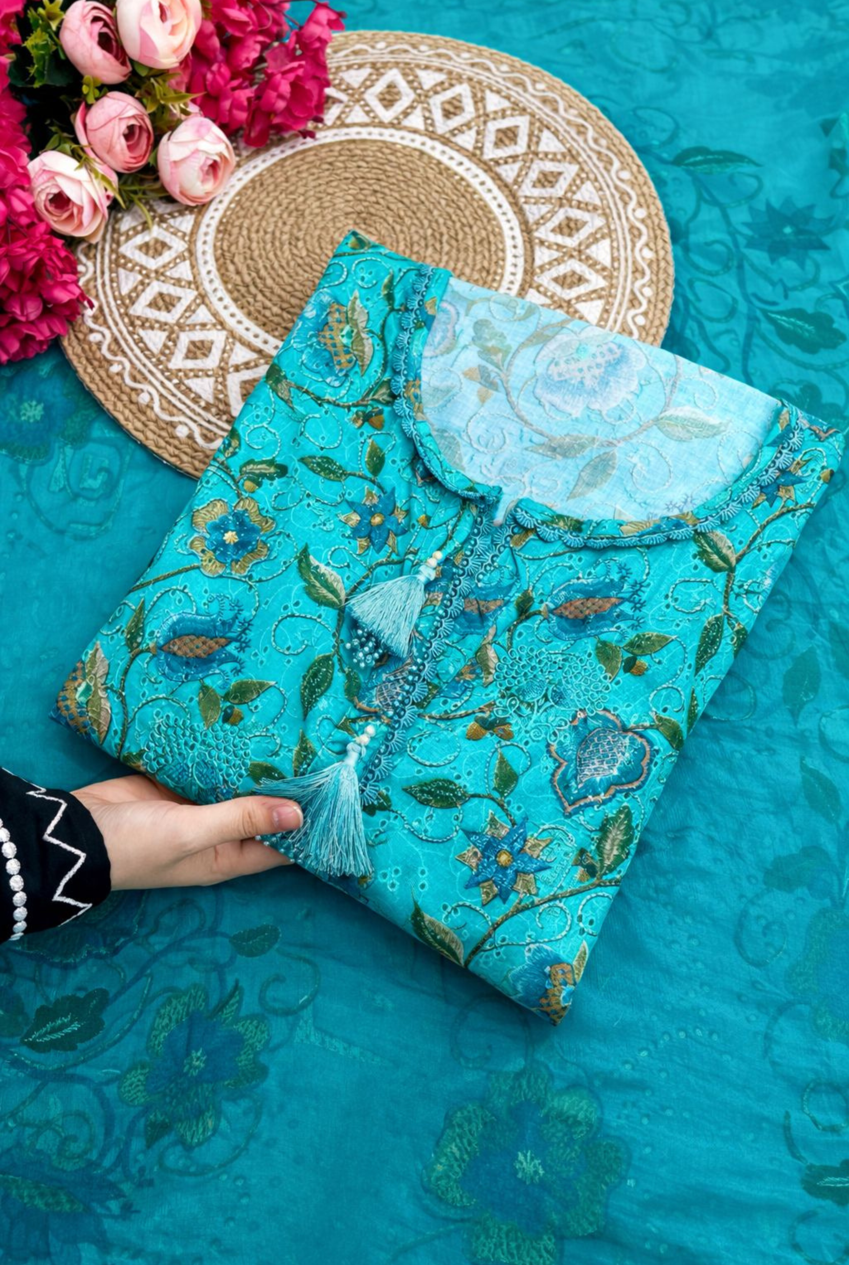Aqua Flora Chikankari Premium Set