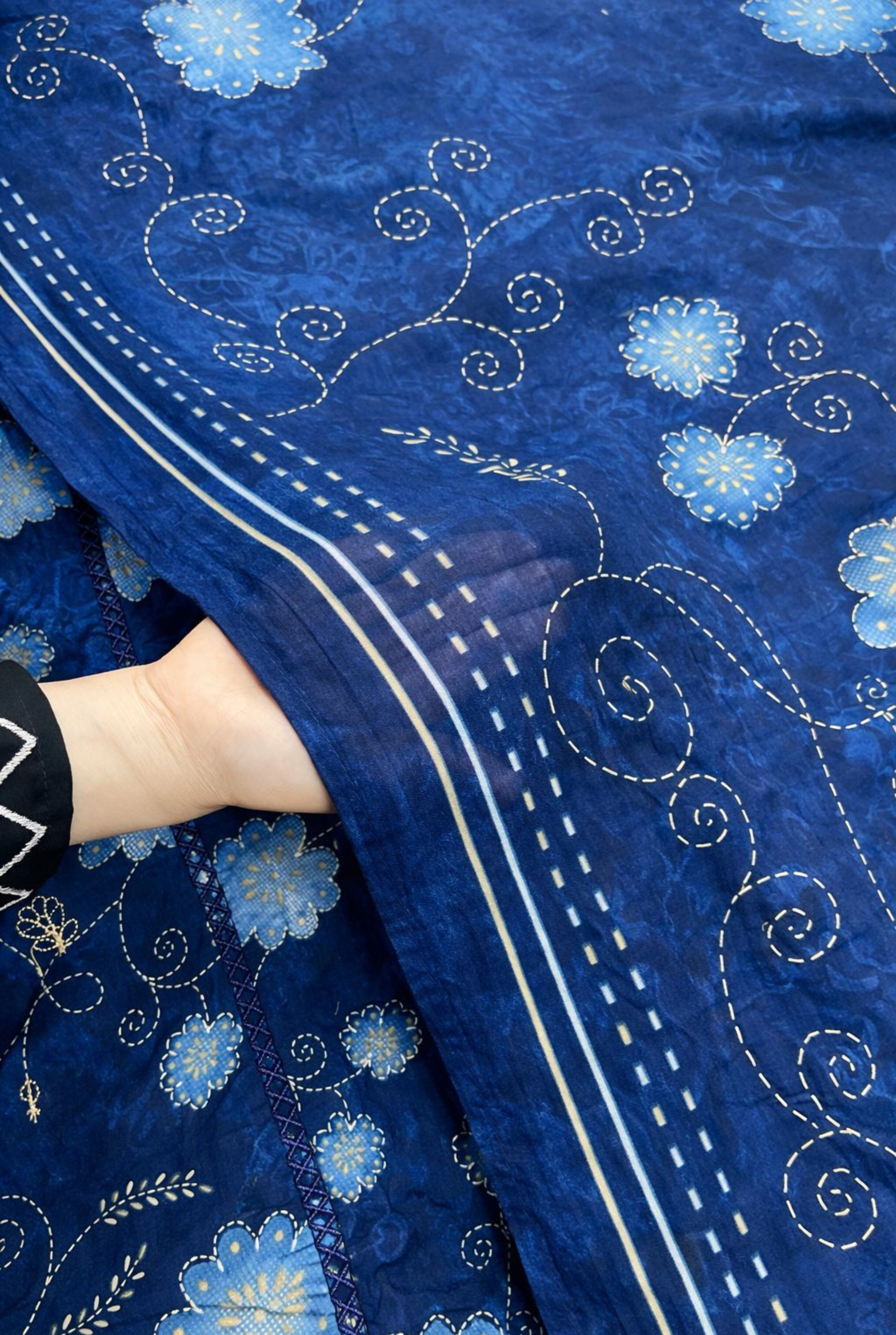 Refined Weave Embroidered Cotton Series | 2201 - 2204