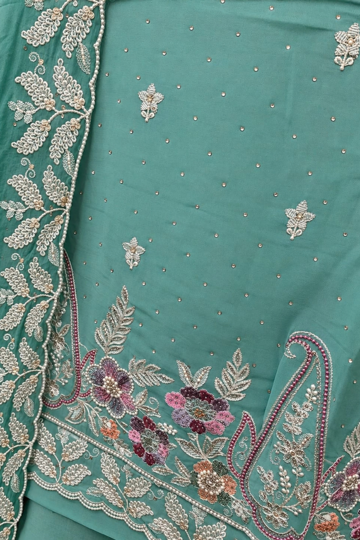 The Mehfil e Zar Festive Collection | 5901-5904