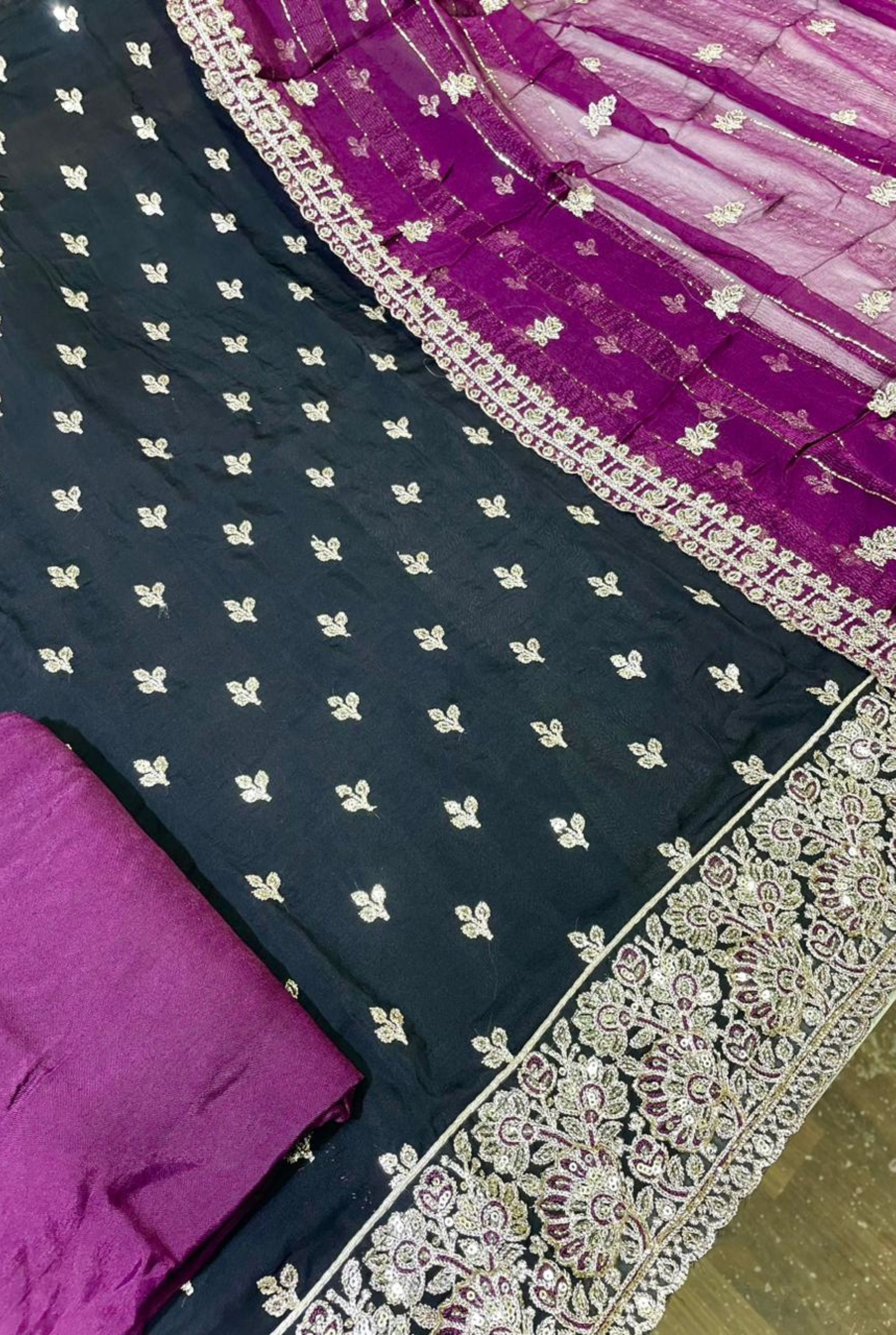 Luxury Traditional Embroidery Suit || 2202