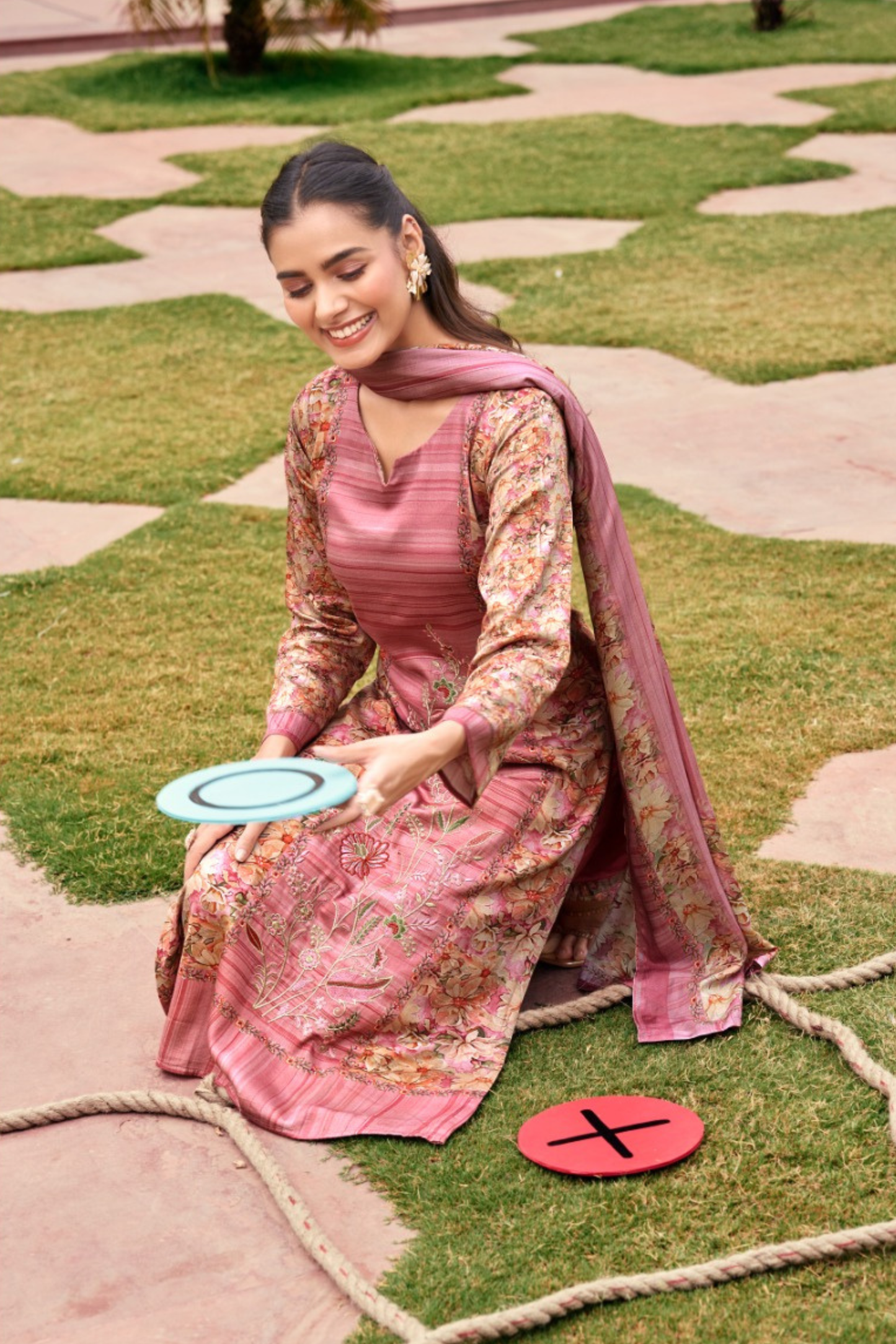 Floral Embroidery Pashmina Edition