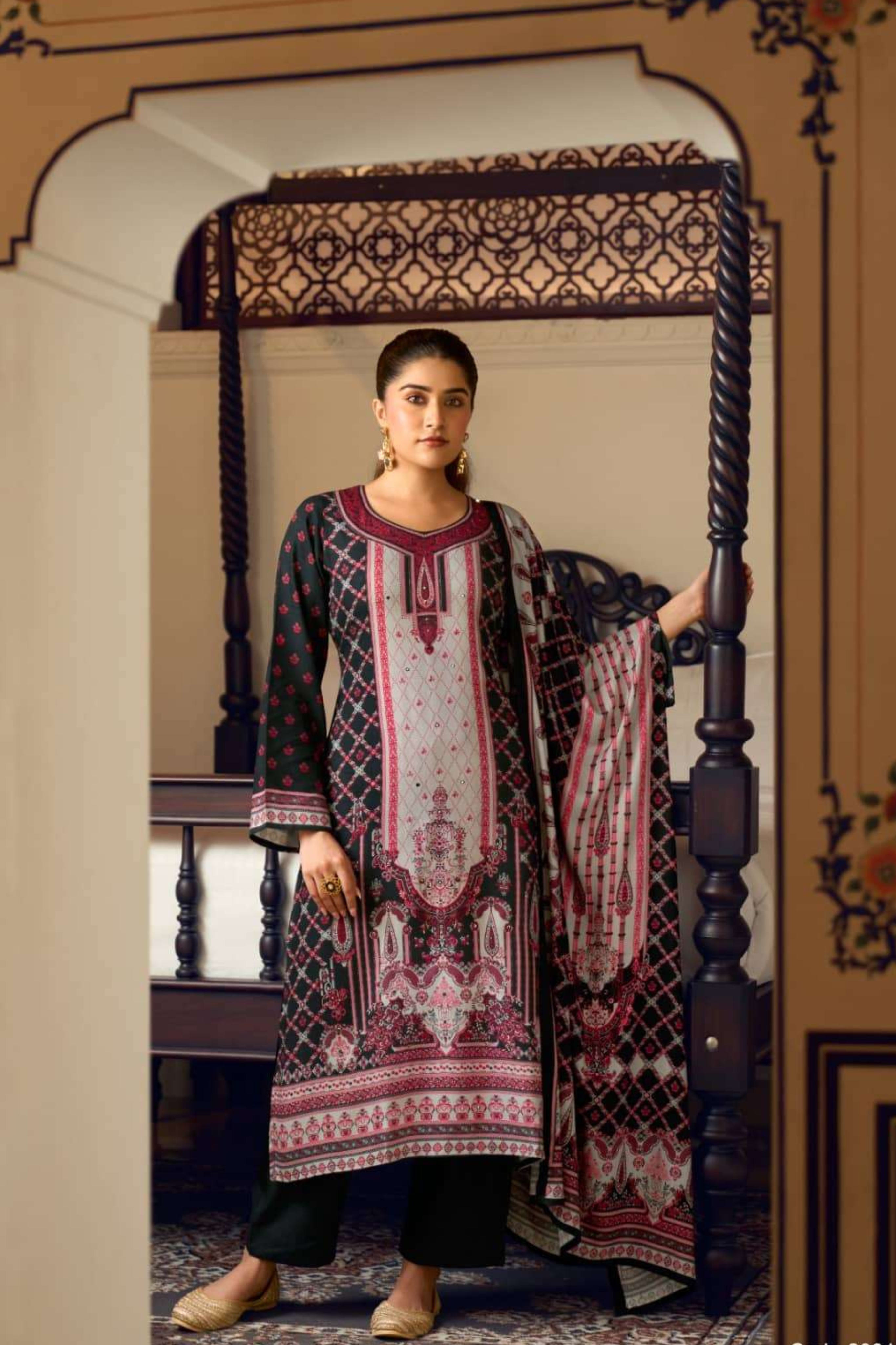 The Classic Pashmina Touch