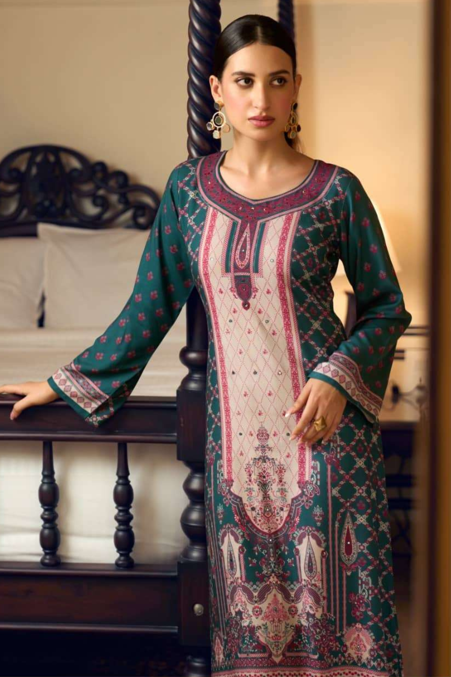 The Classic Pashmina Touch