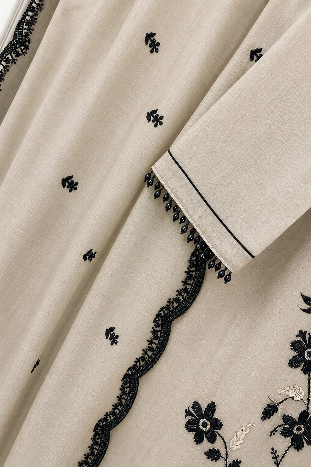 Noir Cutdana Edit - Farshi Shalwar Collection | 4243