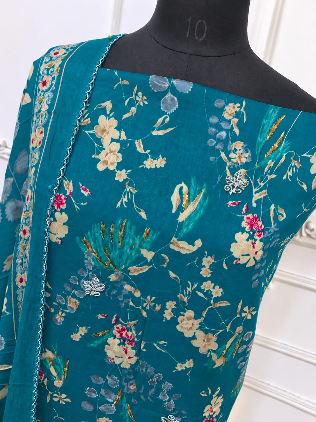 Premium Embroidered Cotton Series | 2550-2553