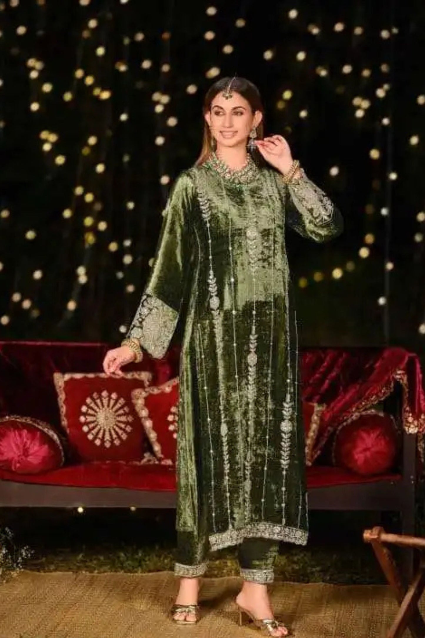 Velvet Radiance Festive Drop |  | 1704