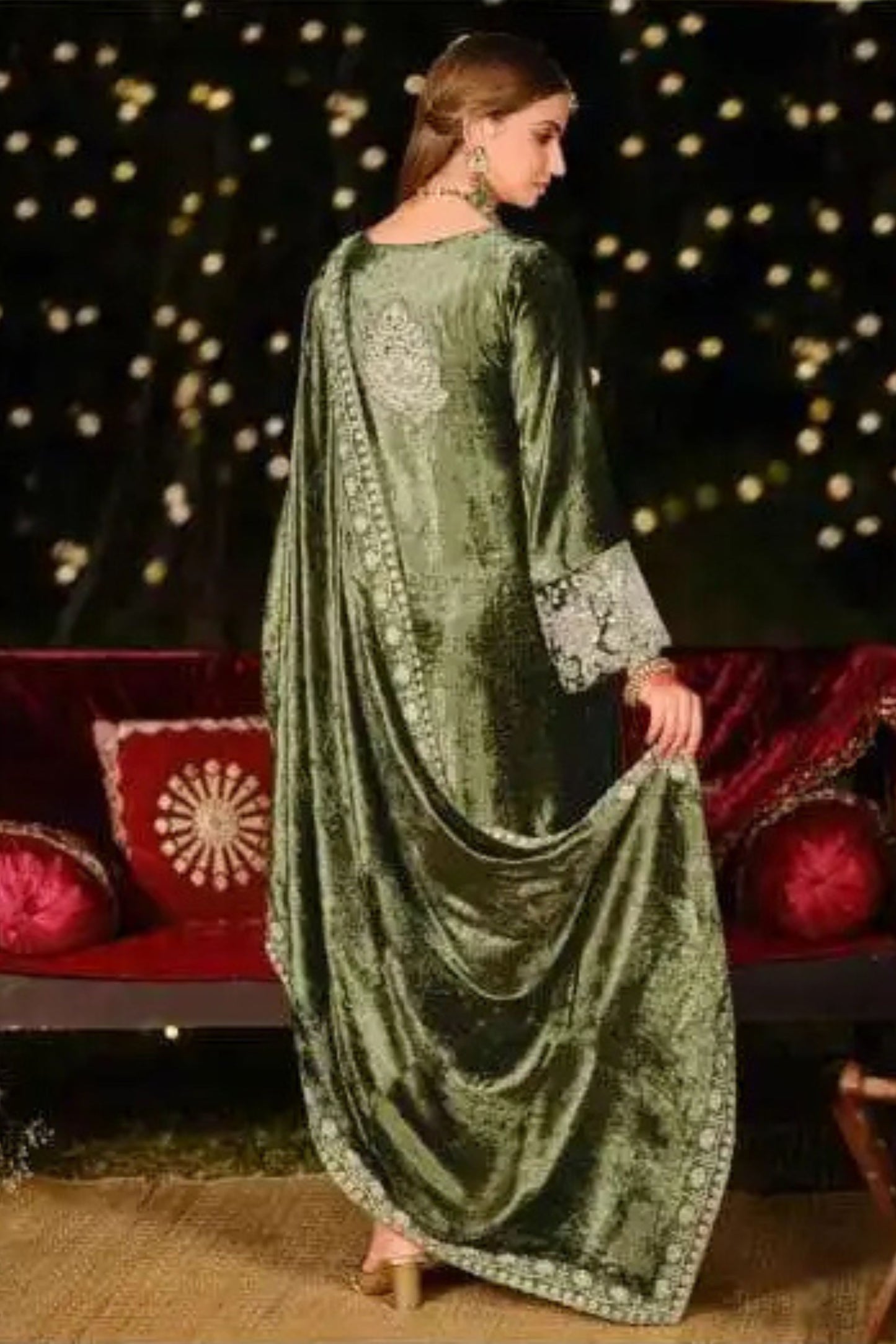 Velvet Radiance Festive Drop |  | 1704