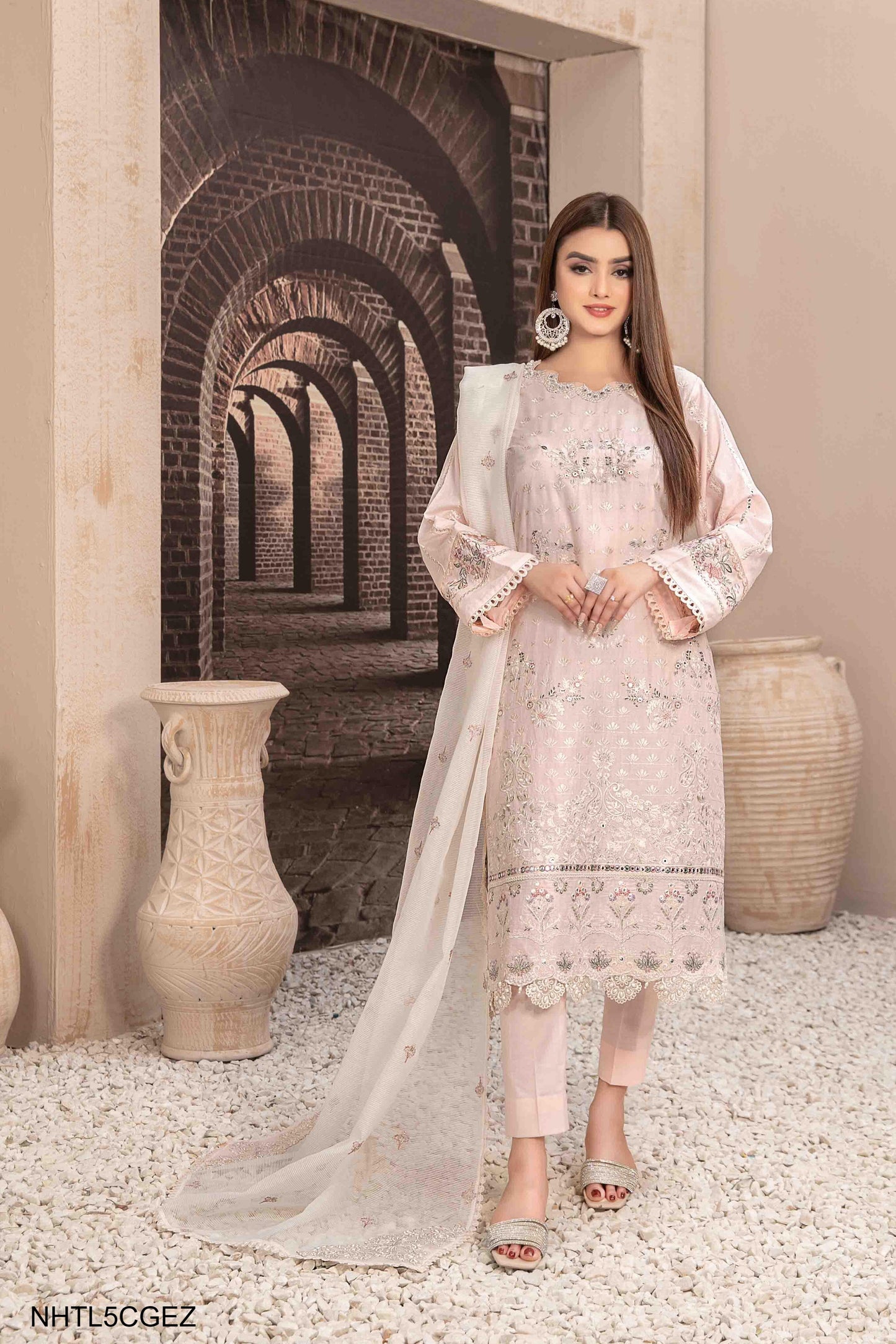 Nezarah Embroidered Fancy Dupatta D-9159