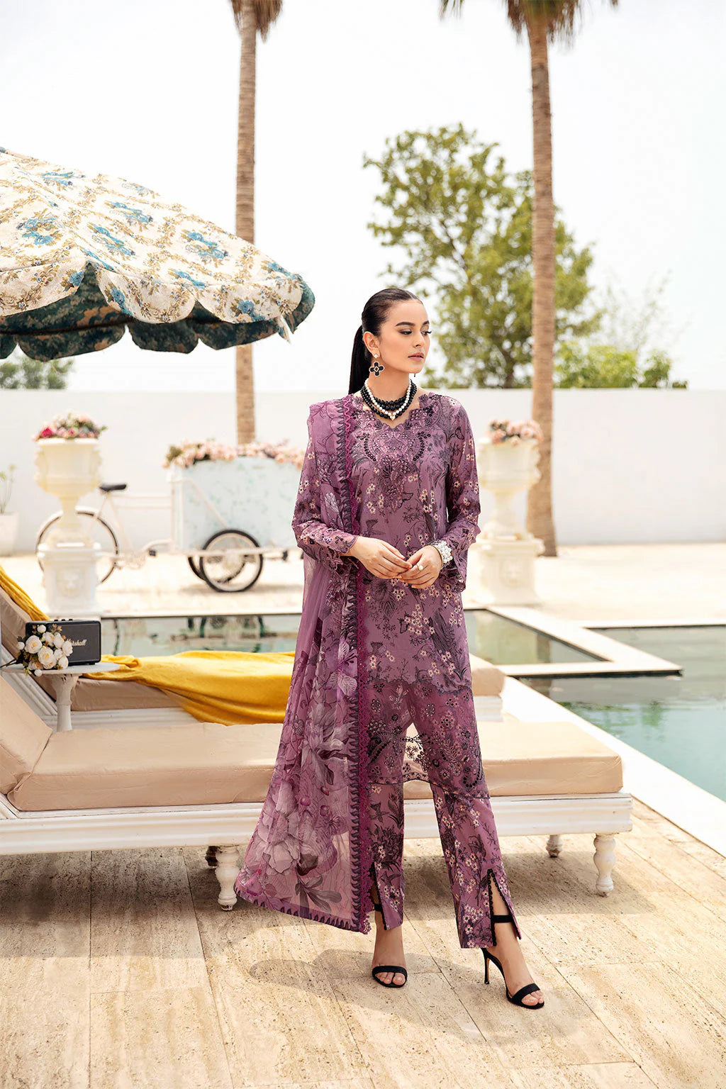 Ramsha Rangrez Luxury Lawn Vol 6 - 2025 - (606)