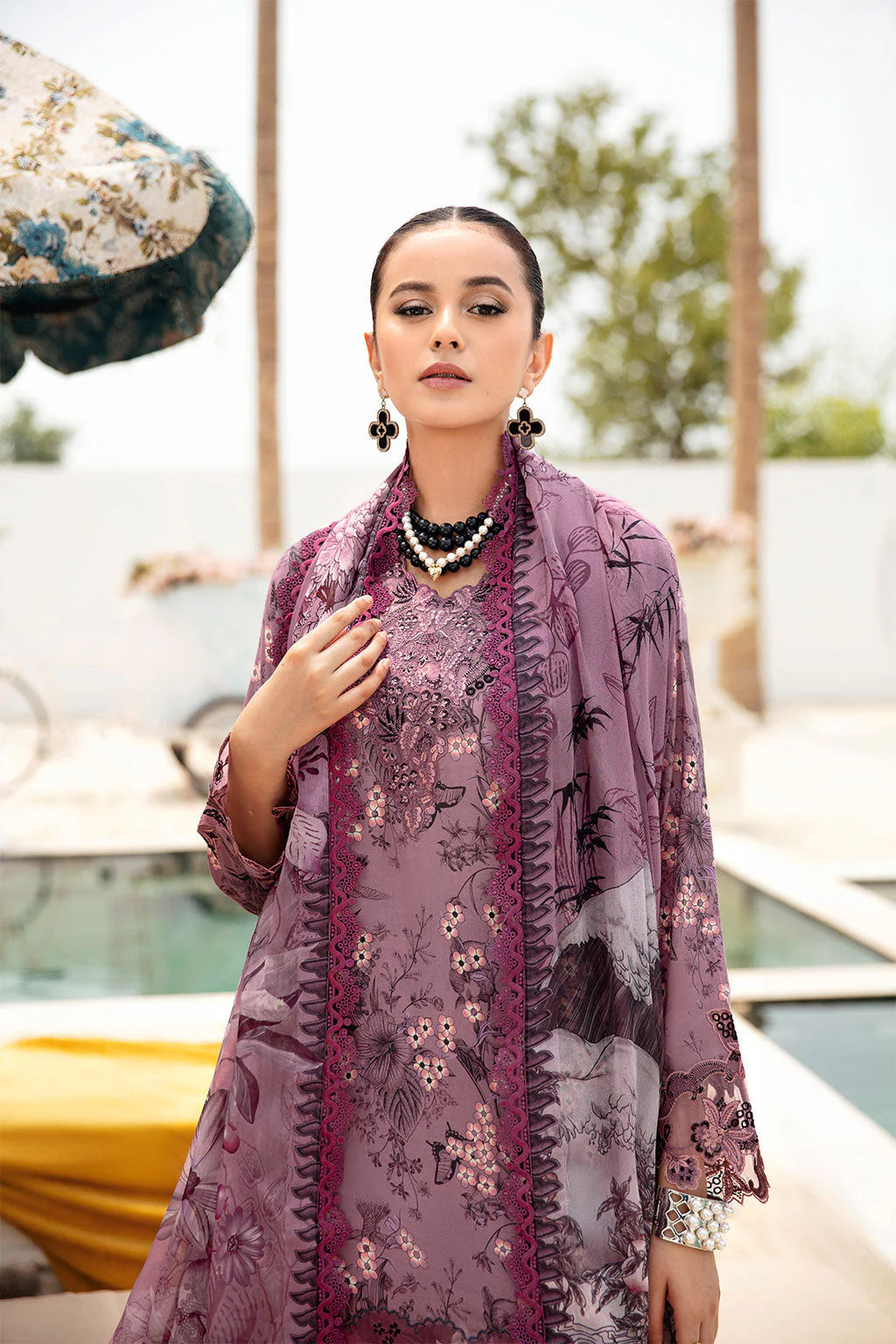 Ramsha Rangrez Luxury Lawn Vol 6 - 2025 - (606)