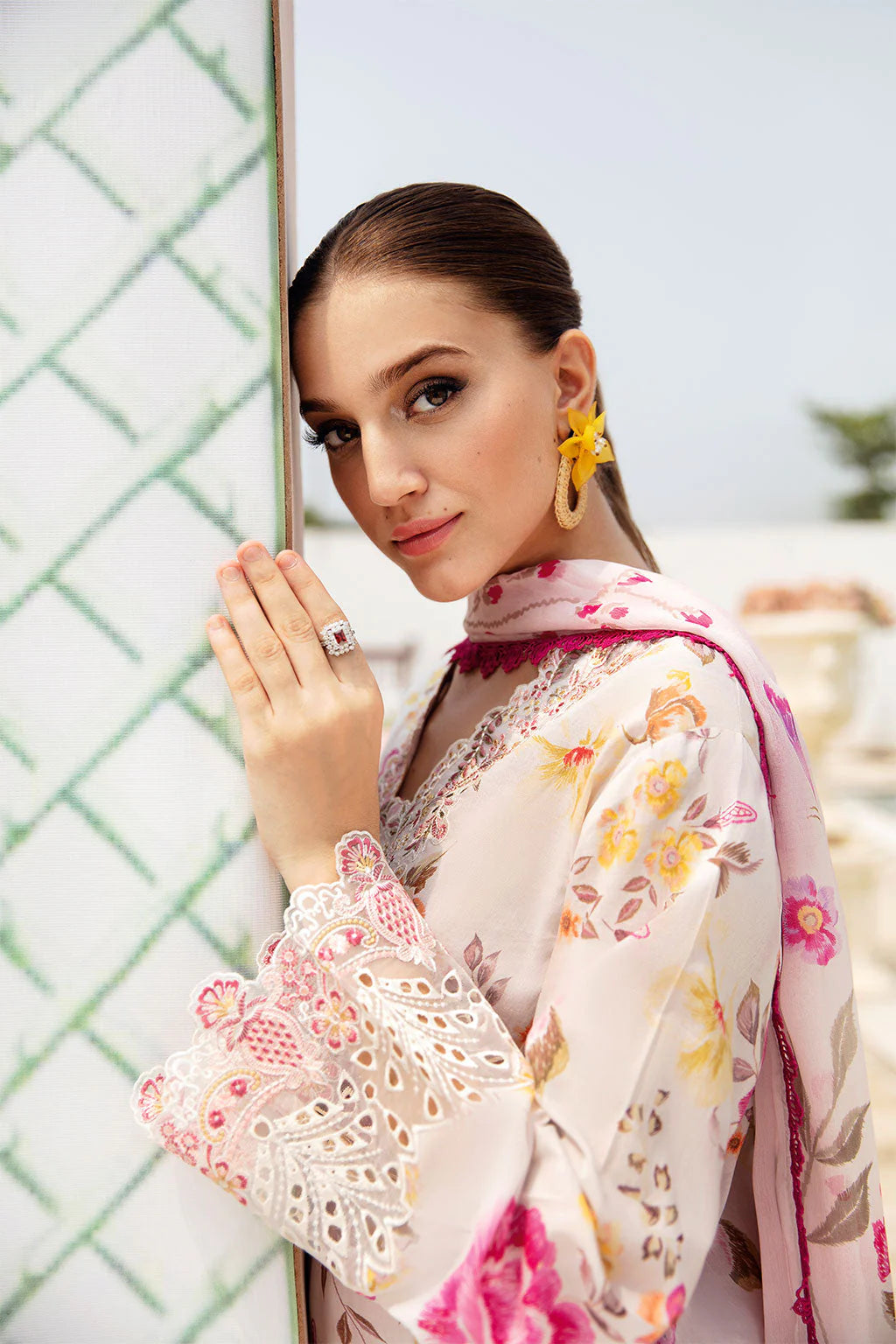 Ramsha Rangrez Luxury Lawn Vol 6 - 2025 - (608)