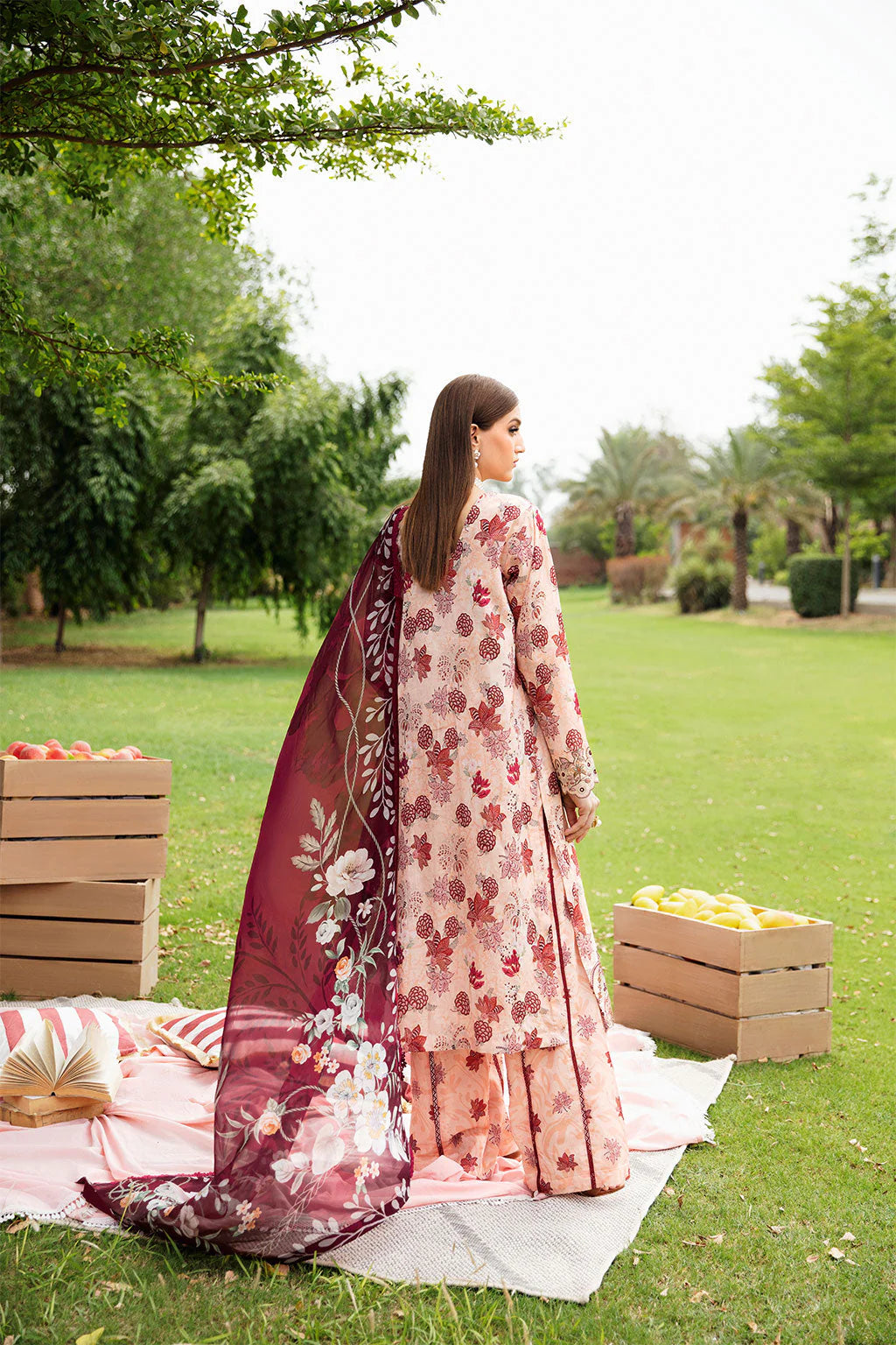 Ramsha Rangrez Luxury Lawn Vol 6 - 2025 - (605)