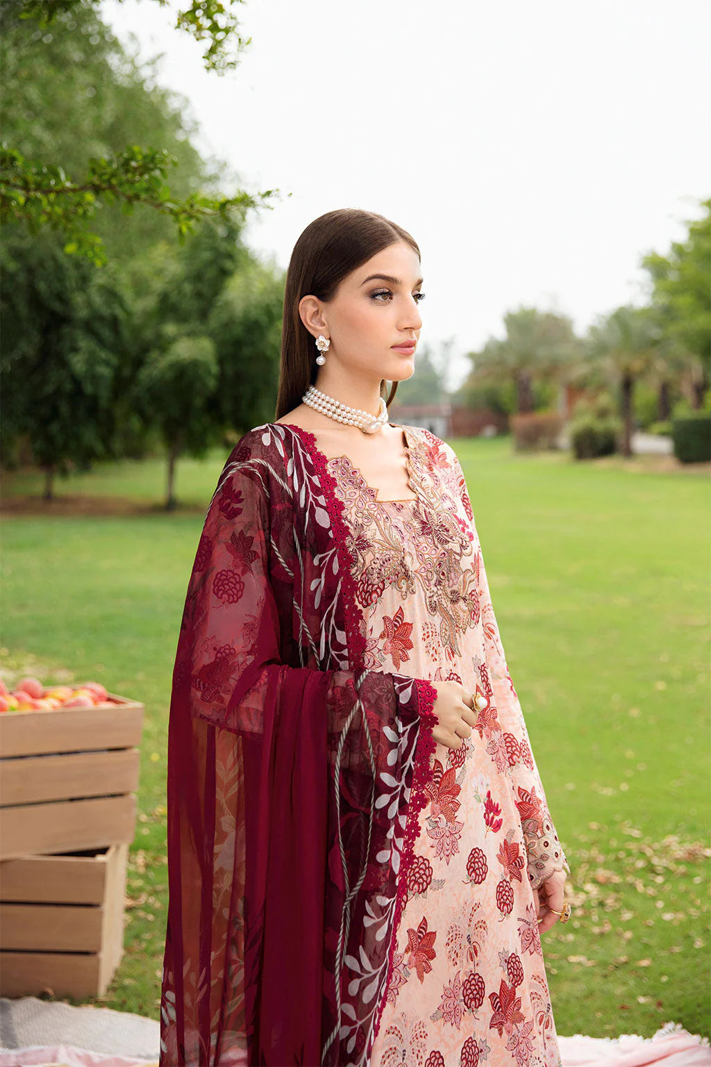 Ramsha Rangrez Luxury Lawn Vol 6 - 2025 - (605)