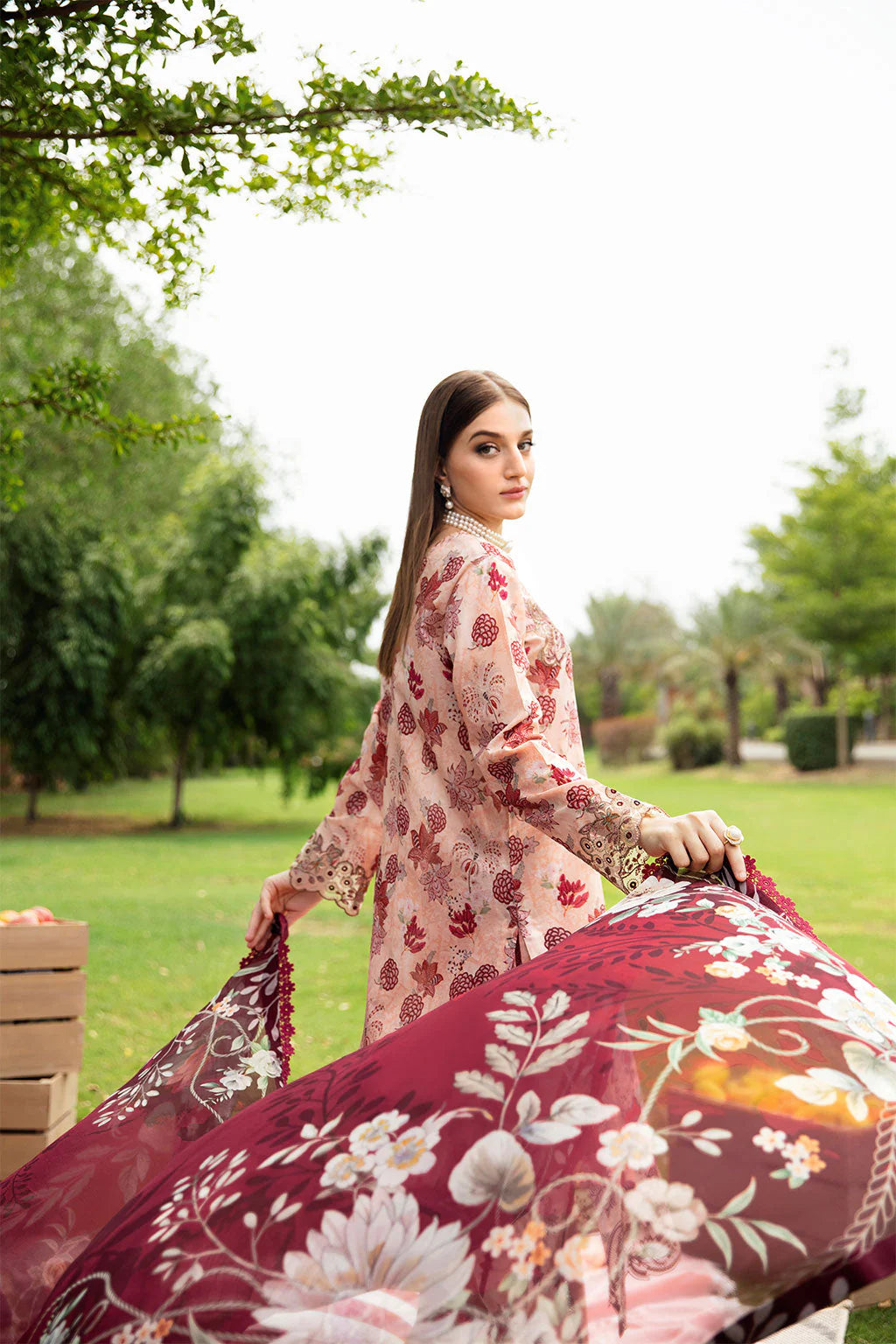 Ramsha Rangrez Luxury Lawn Vol 6 - 2025 - (605)