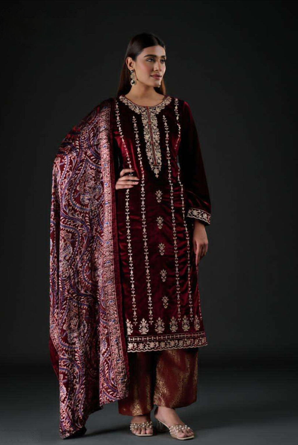 𝗖𝗹𝗮𝘀𝘀𝗶𝗰 𝗩𝗲𝗹𝘃𝗲𝘁 𝗟𝘂𝘅𝘂𝗿𝘆 𝗦𝗲𝘁 | 𝗖-𝟭𝟭𝟵𝟴